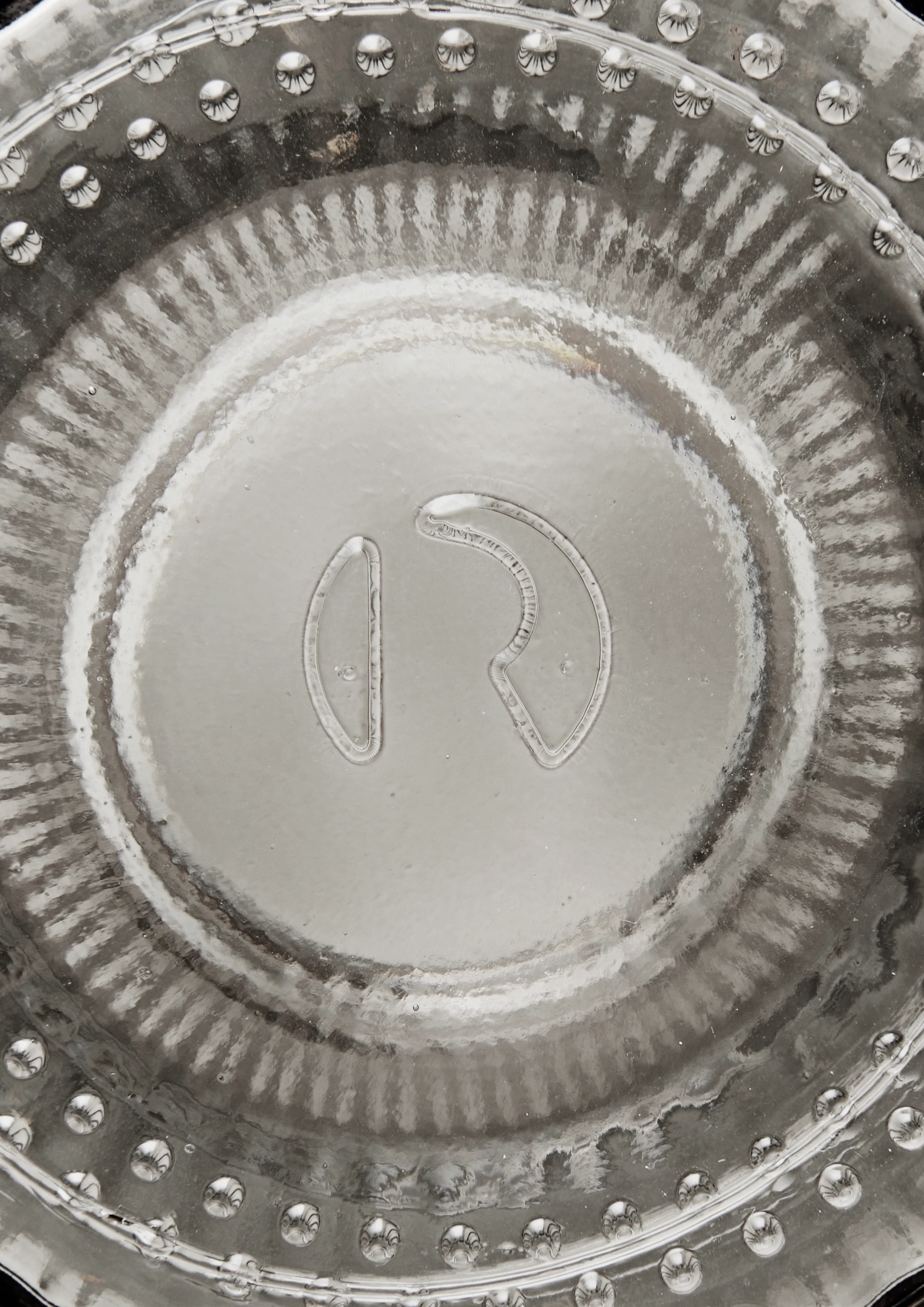 Kvarn H17 cm från Rosendahl i färgen Smoke, tillverkad av Glas