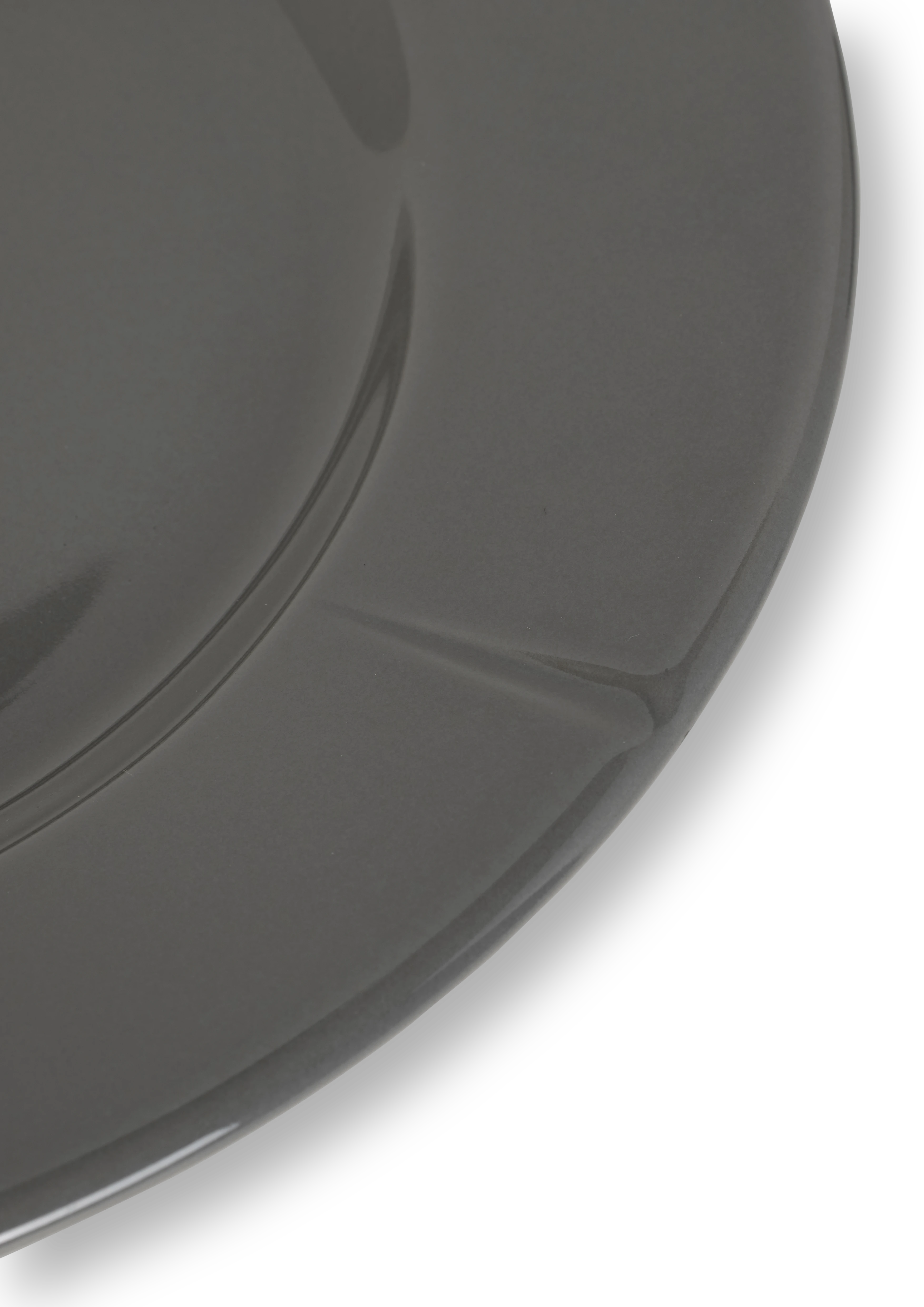 Tallrik Ø27 cm från Rosendahl i färgen Ash grey, tillverkad av Keramik