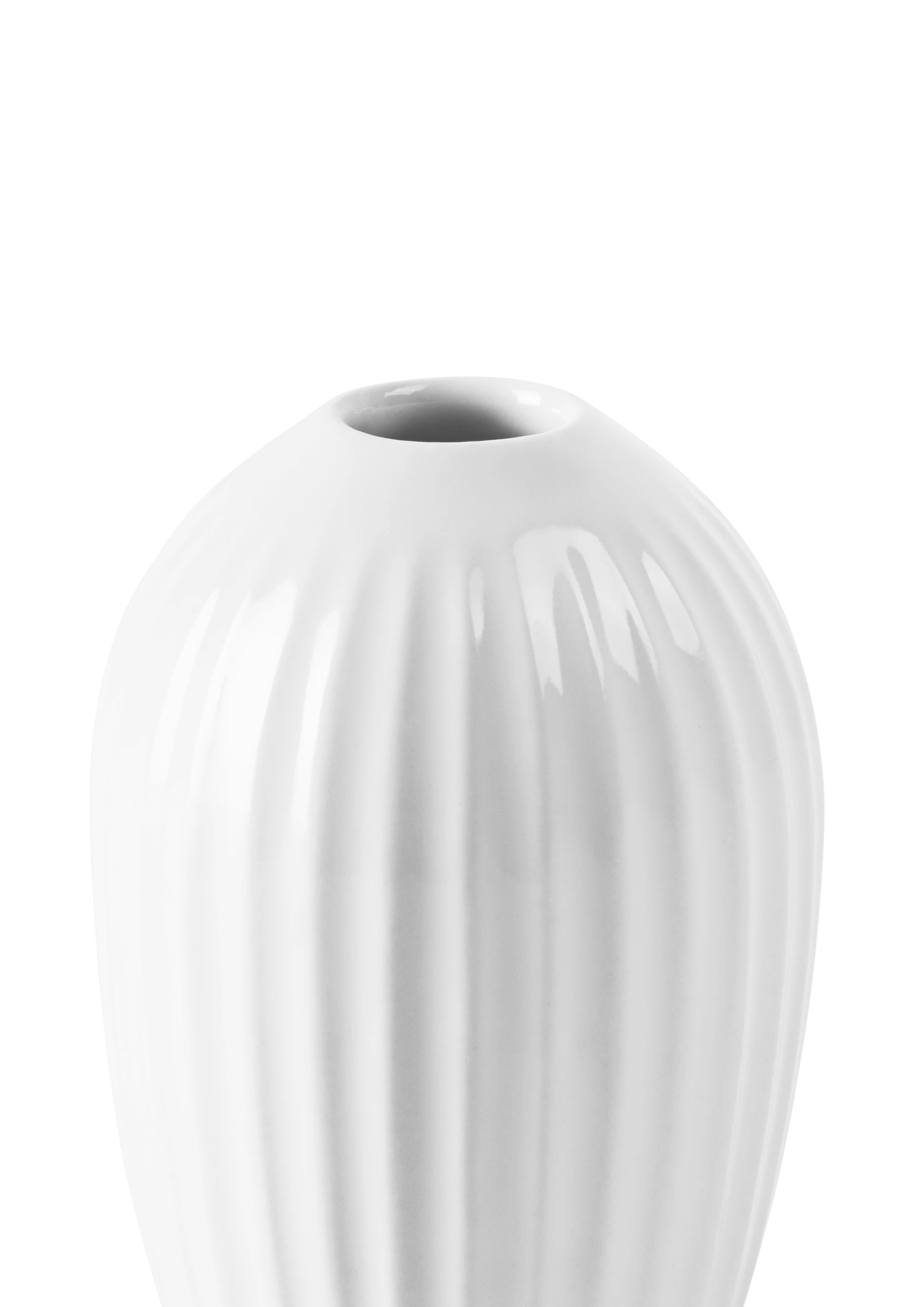 Vase H8.5 cm fra Kähler i farven Hvid, lavet af Keramik