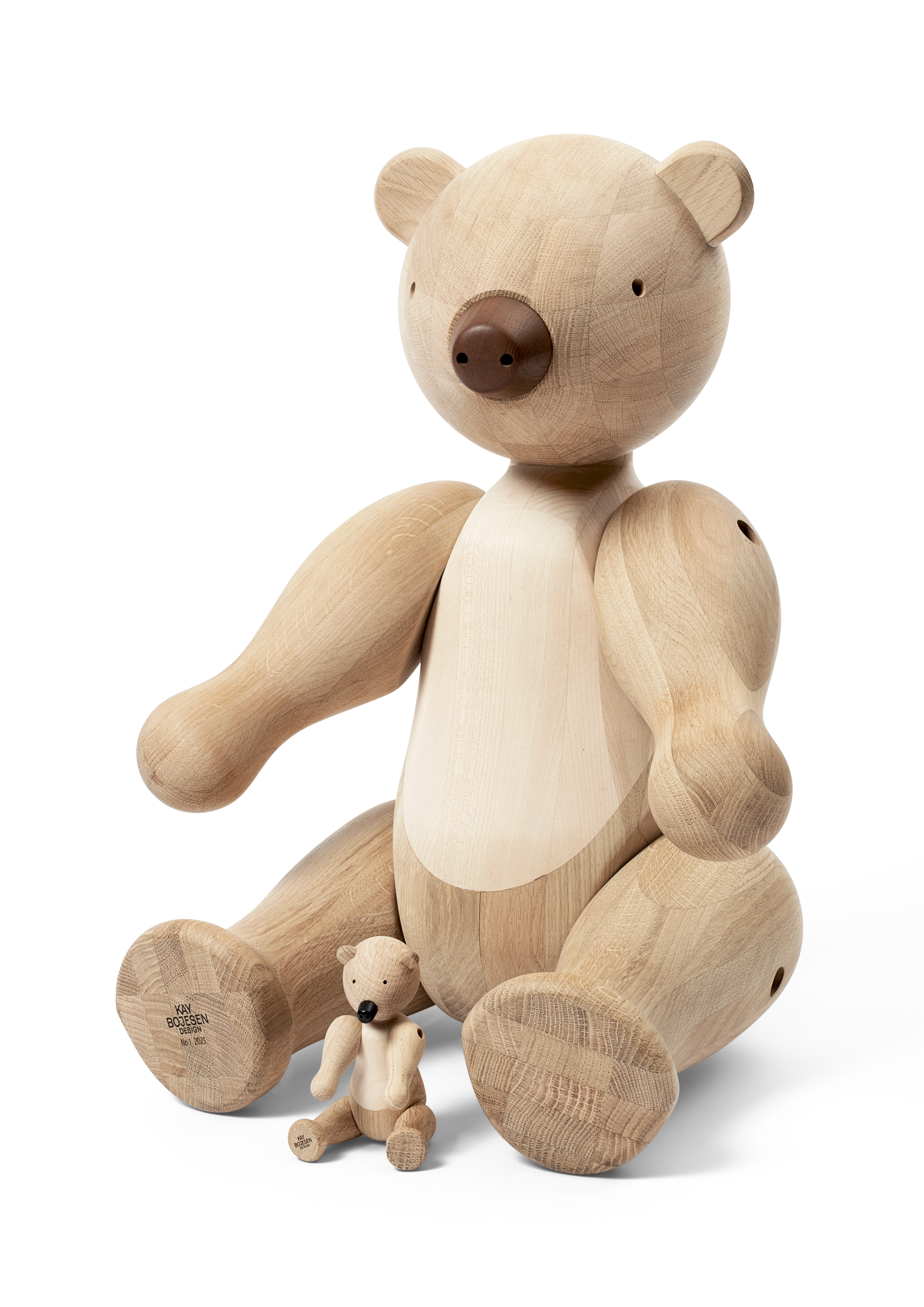 Bjørn XXL fra Kay Bojesen i farven Eg/Ahorn, lavet af Træ