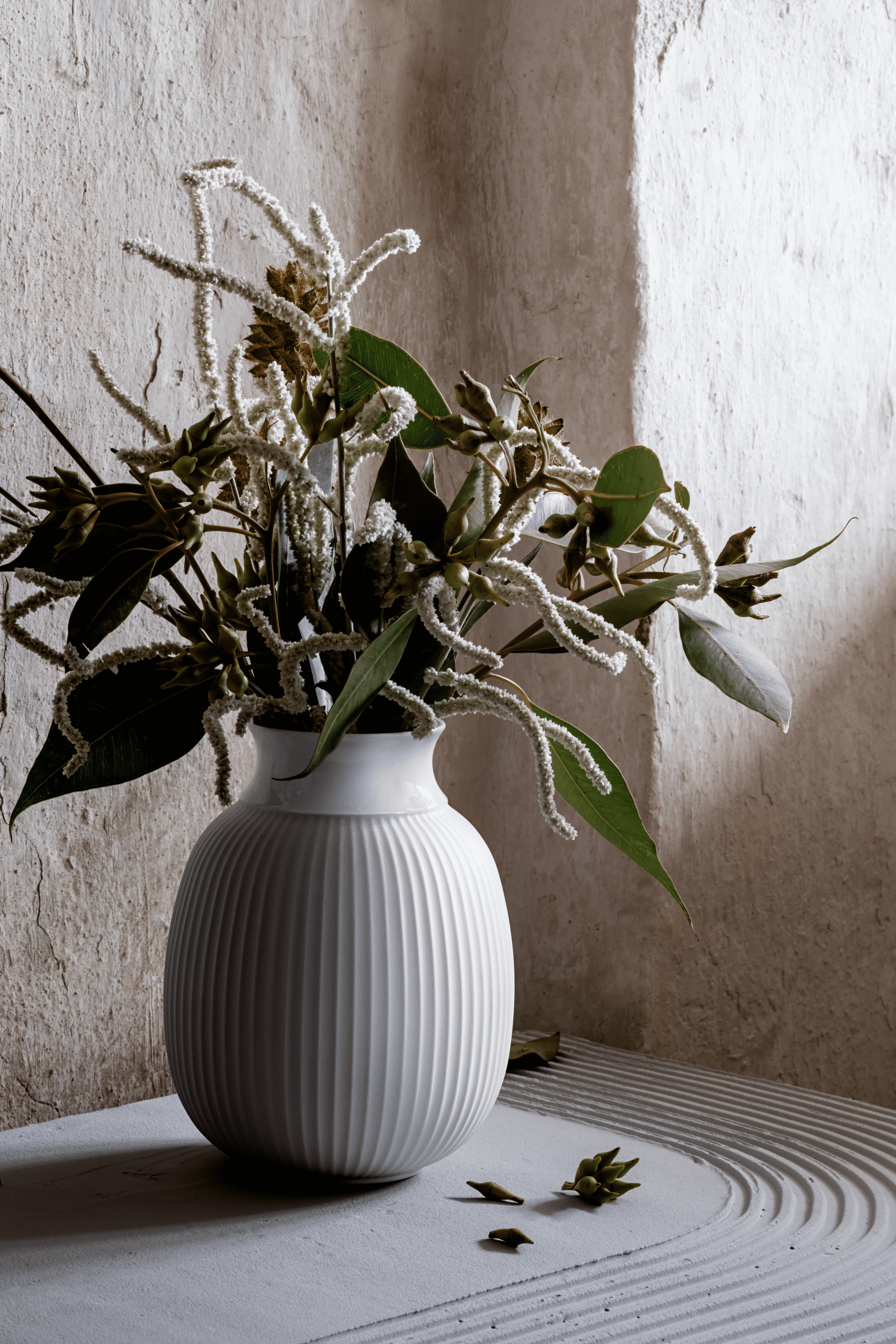 Lyngby Porcelæn Curve Vase H12.5 hvit porselen