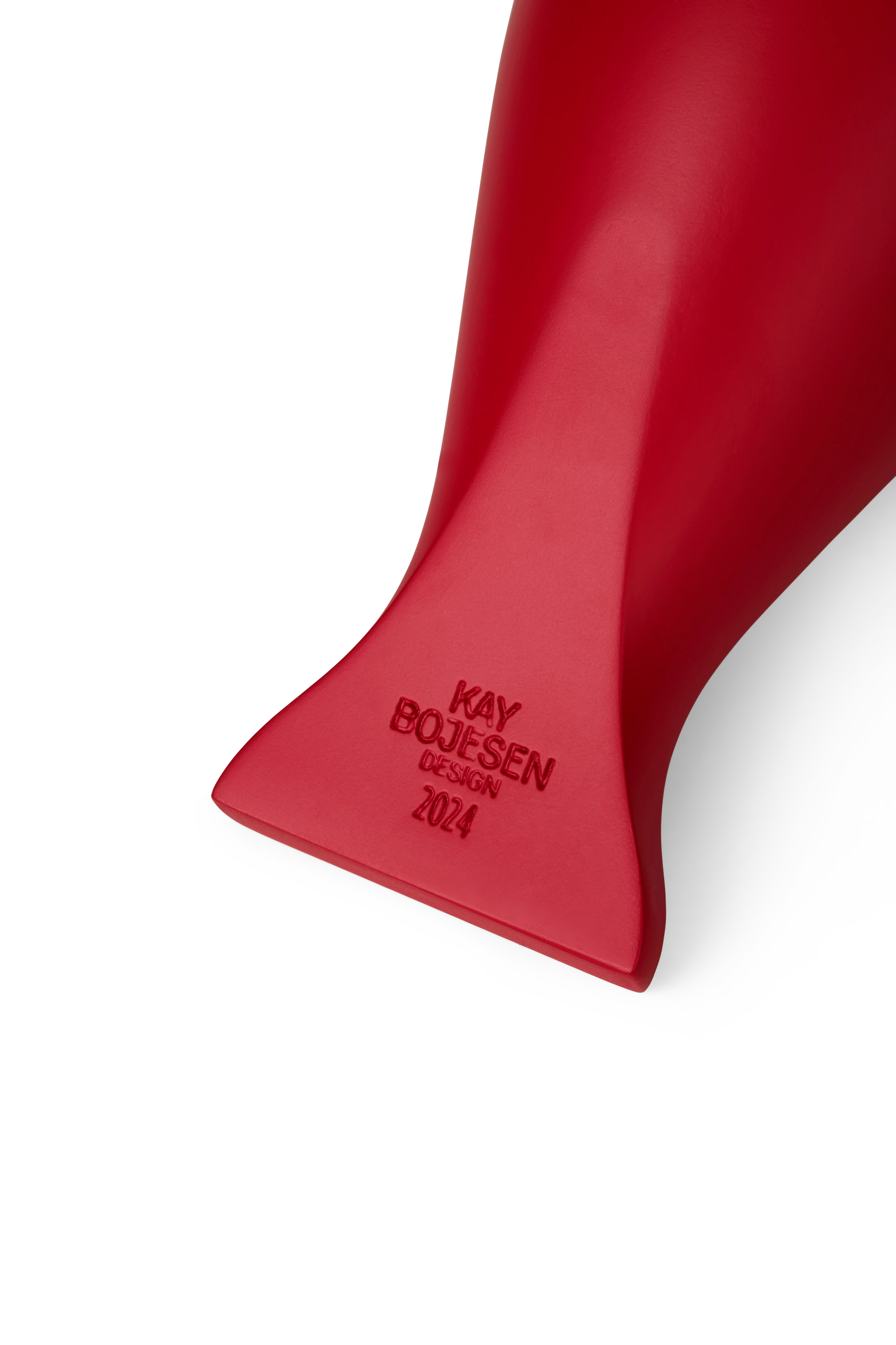 Flora Year Bird 2024 H12.5 cm fra Kay Bojesen i farven Pink, lavet af Træ