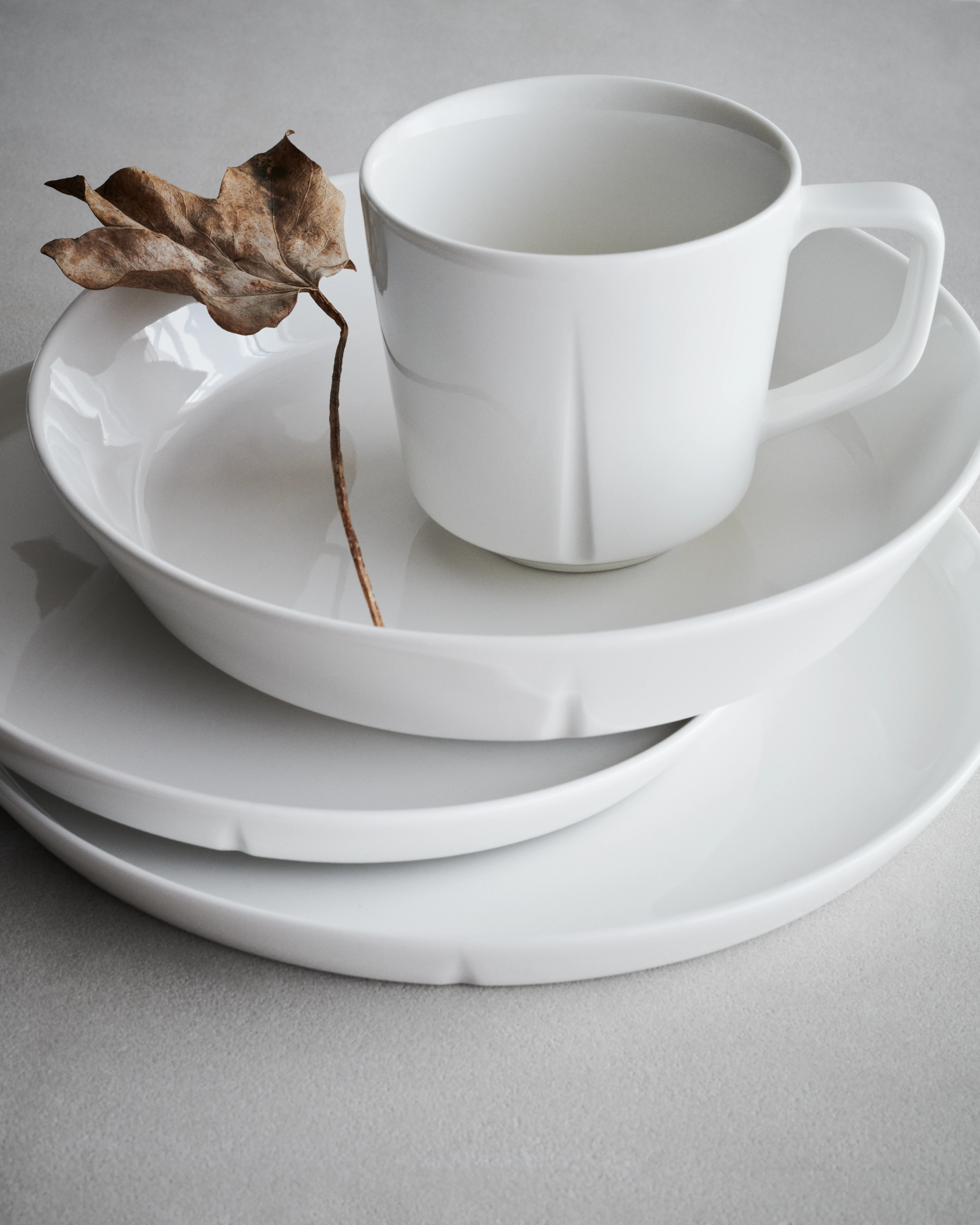Mug 30 cl 4 pcs. from Rosendahl in White color, made of Ceramics