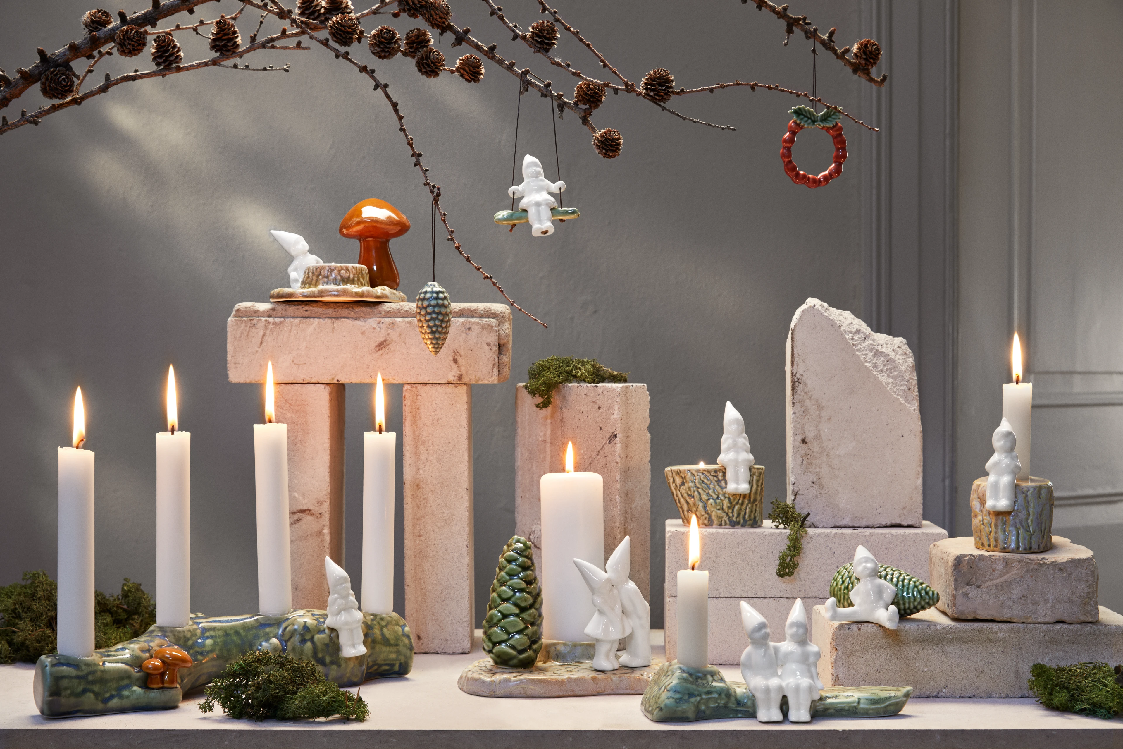 Gyngenisse ophæng H8 fra Kähler i farven Hvid, lavet af Keramik