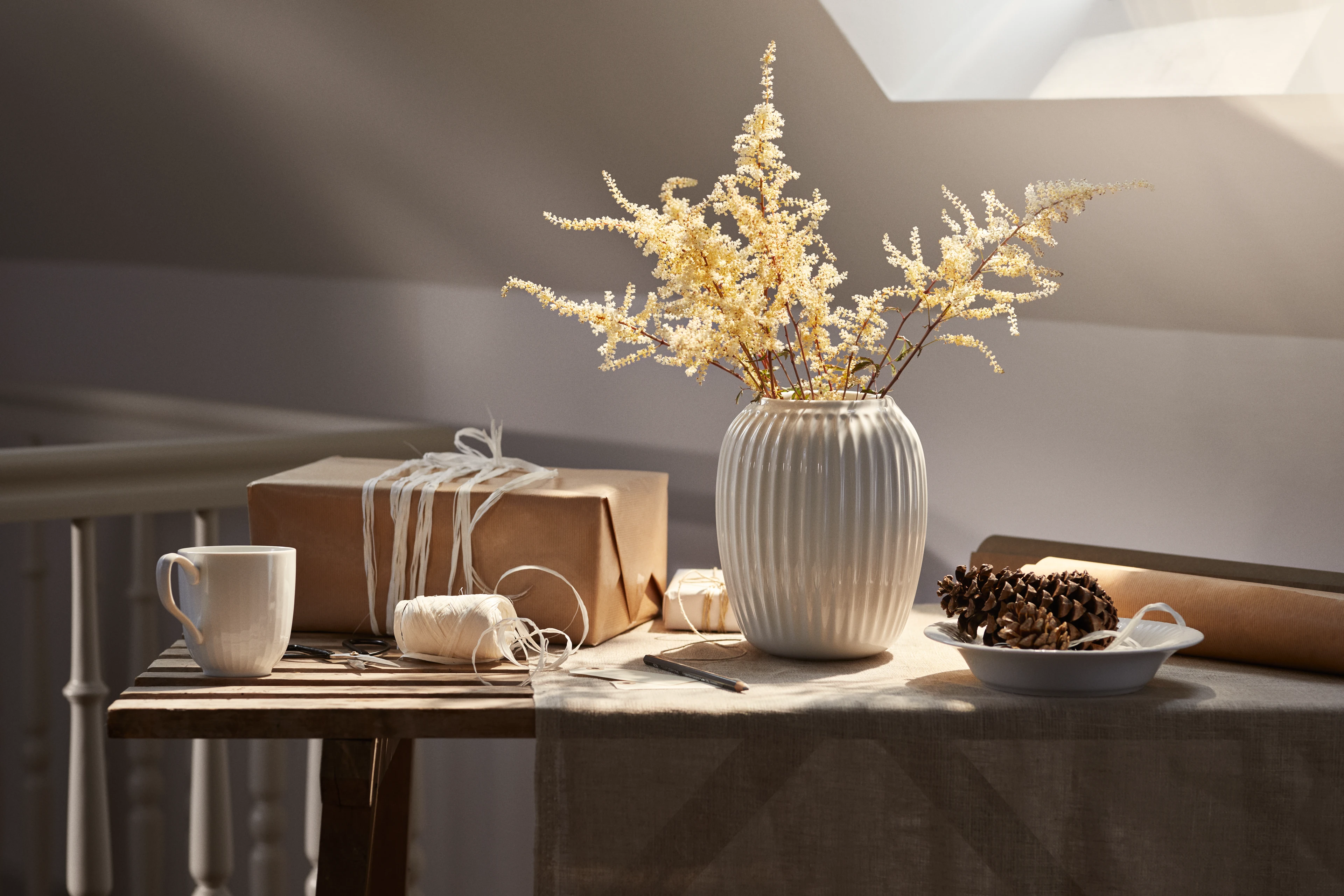 Vase H21 cm from Kähler  in White color, made of Ceramics