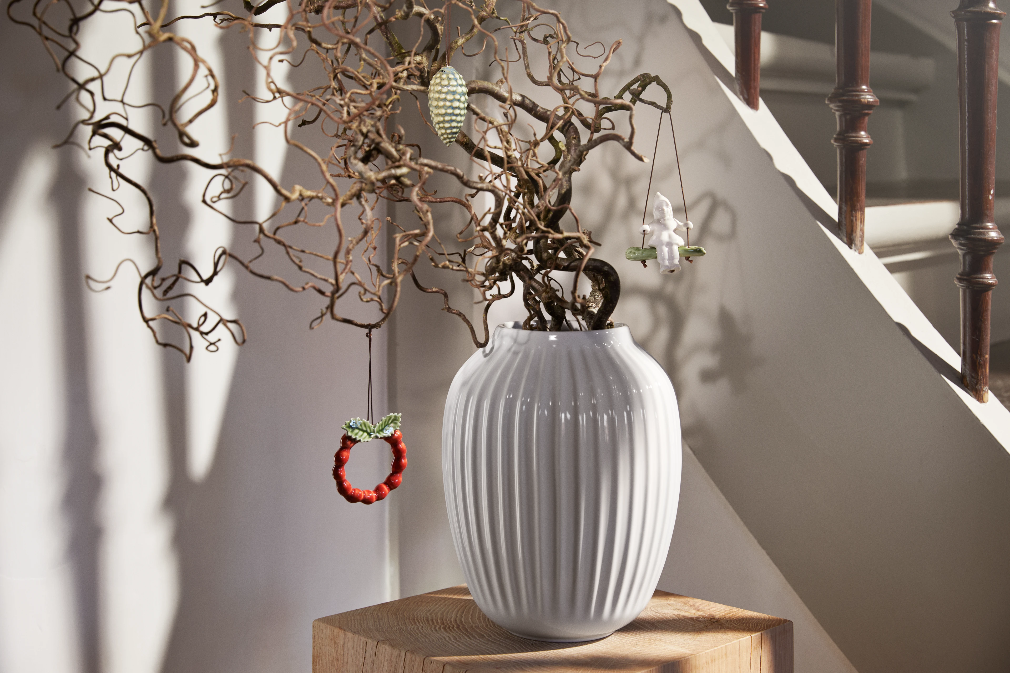 Wreath Ornament H7 from Kähler  in Red color, made of Ceramics