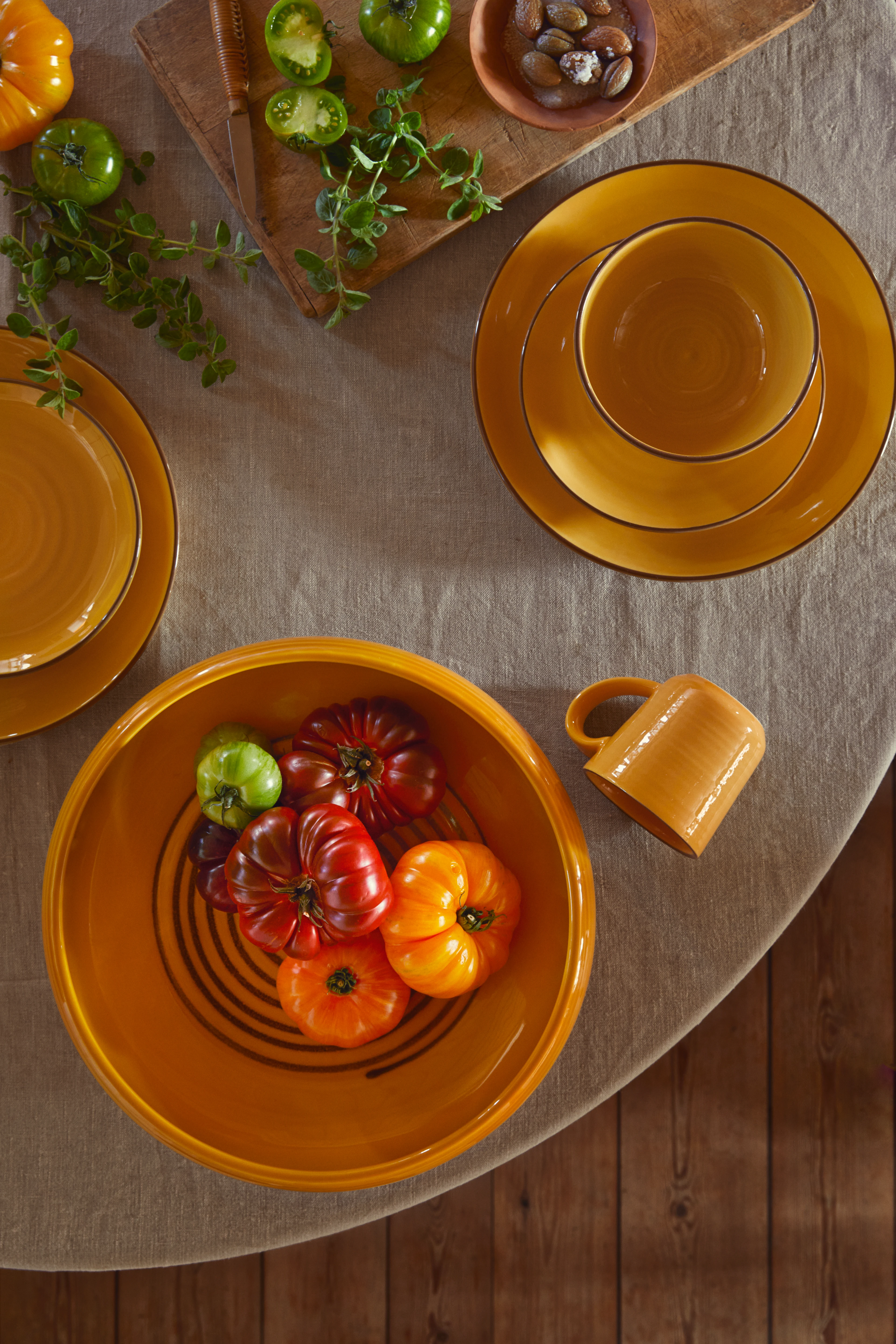Bowl Ø19 cm from Kähler  in Saffron yellow color, made of Ceramics