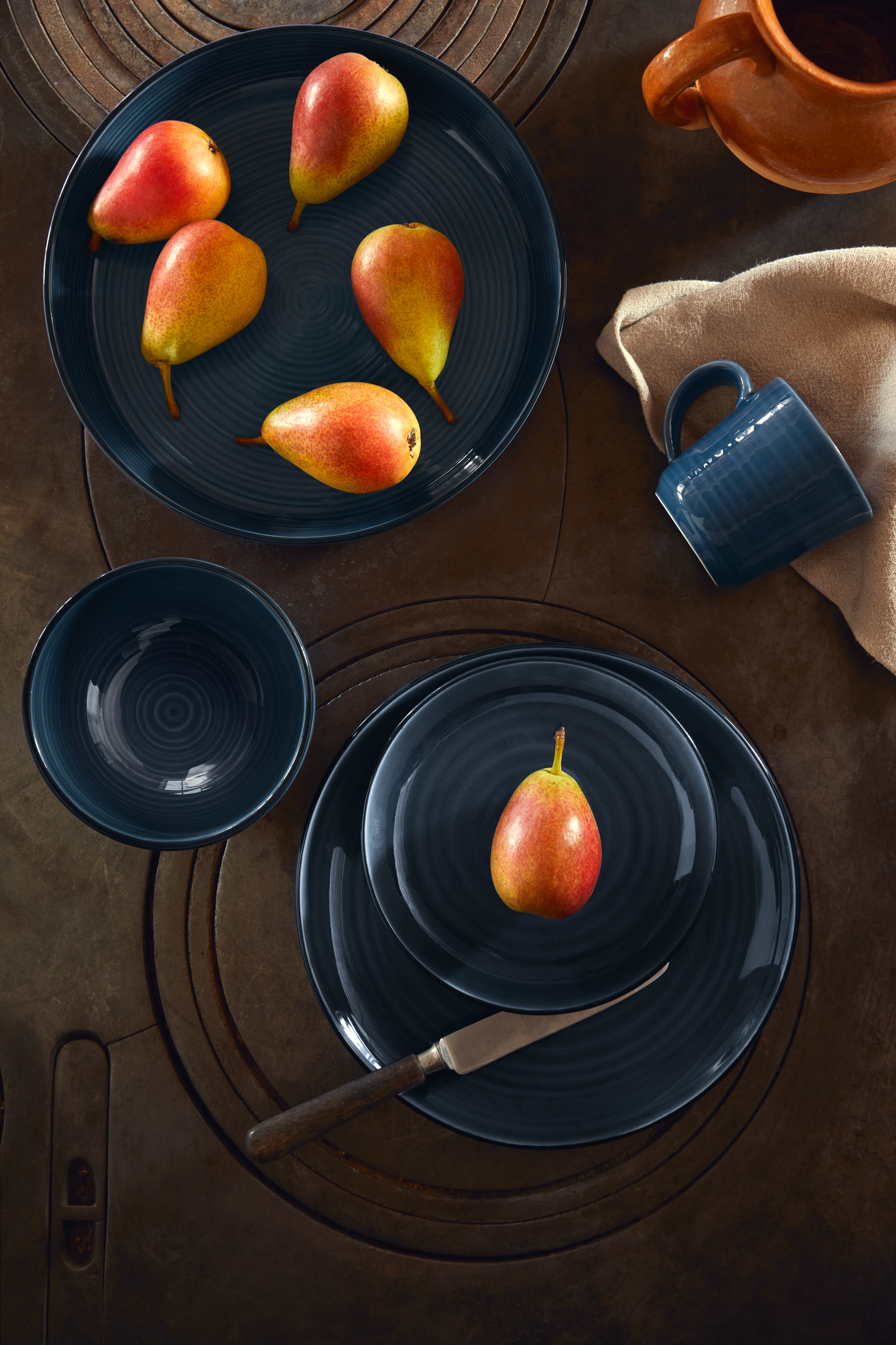 Quiche dish Ø28 cm from Kähler  in Berry blue color, made of Ceramics