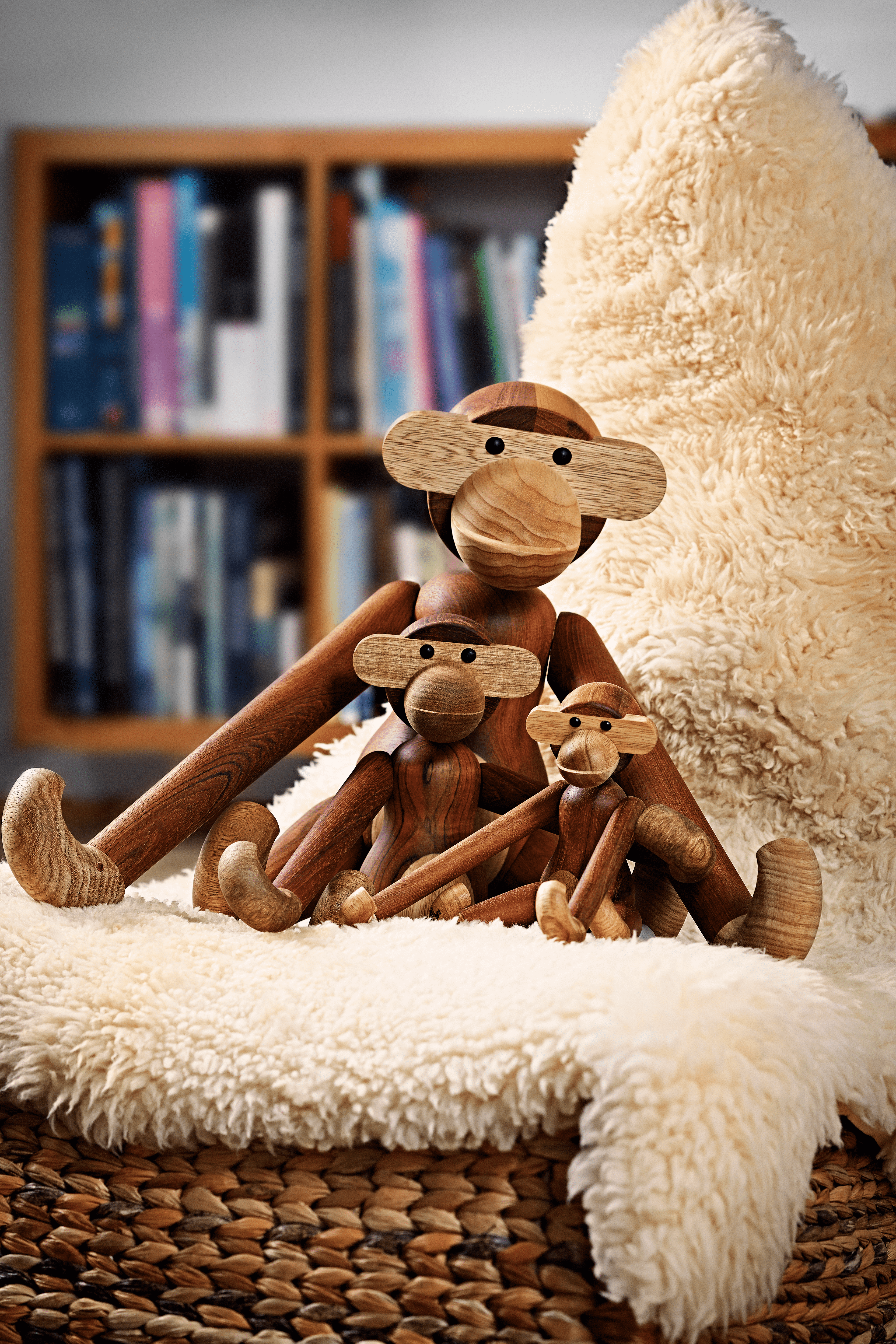 置物 KAY BOJESEN Monkey scope Medium Kay Bojesen Monkey medium in Teak/Limba from serie Monkey