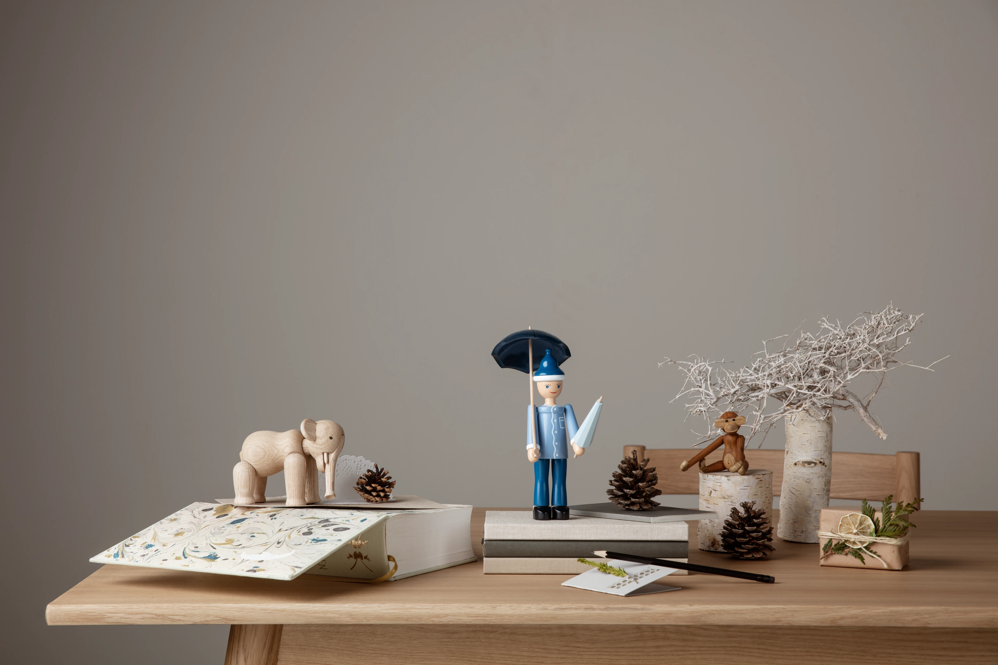 Elephant mini from Kay Bojesen in Oak color, made of Wood