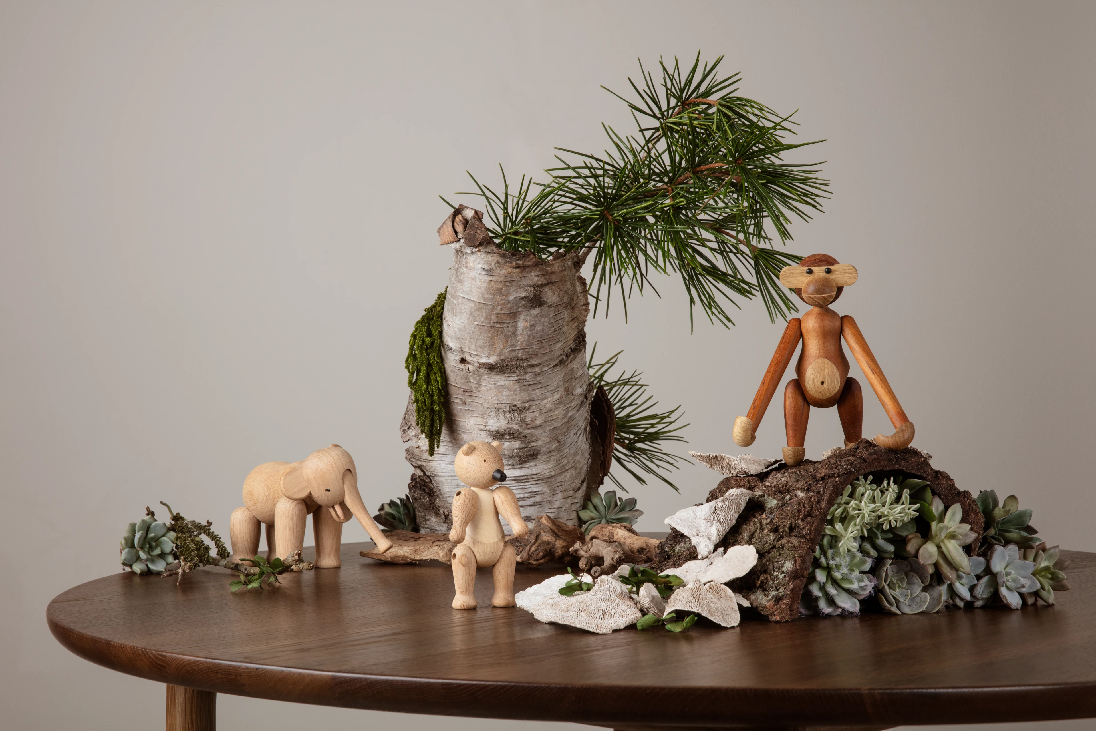 Bear small from Kay Bojesen in Oak/Maple color, made of Wood