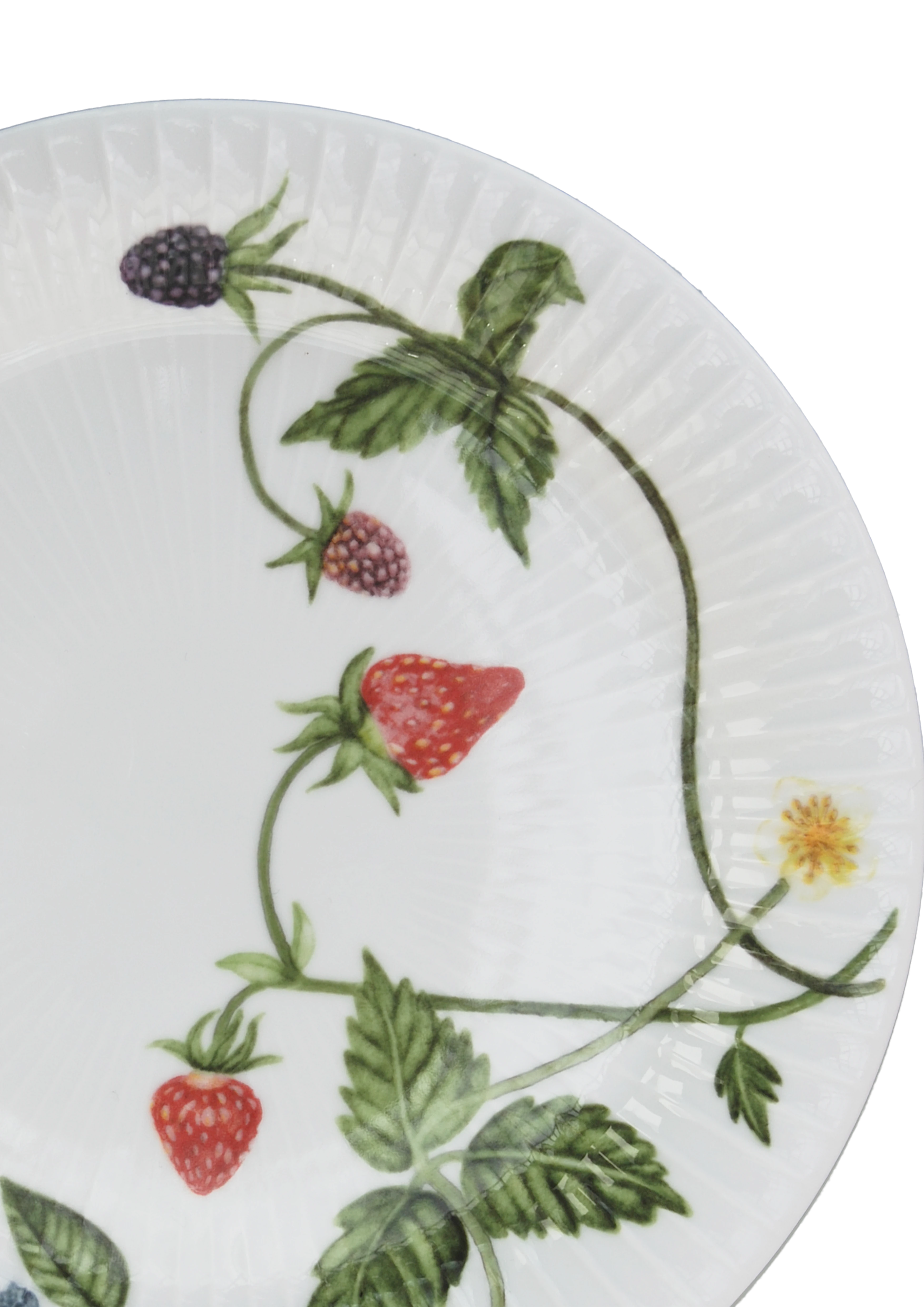 Plate Ø22 cm from Kähler in Summer Berries color, made of Ceramics