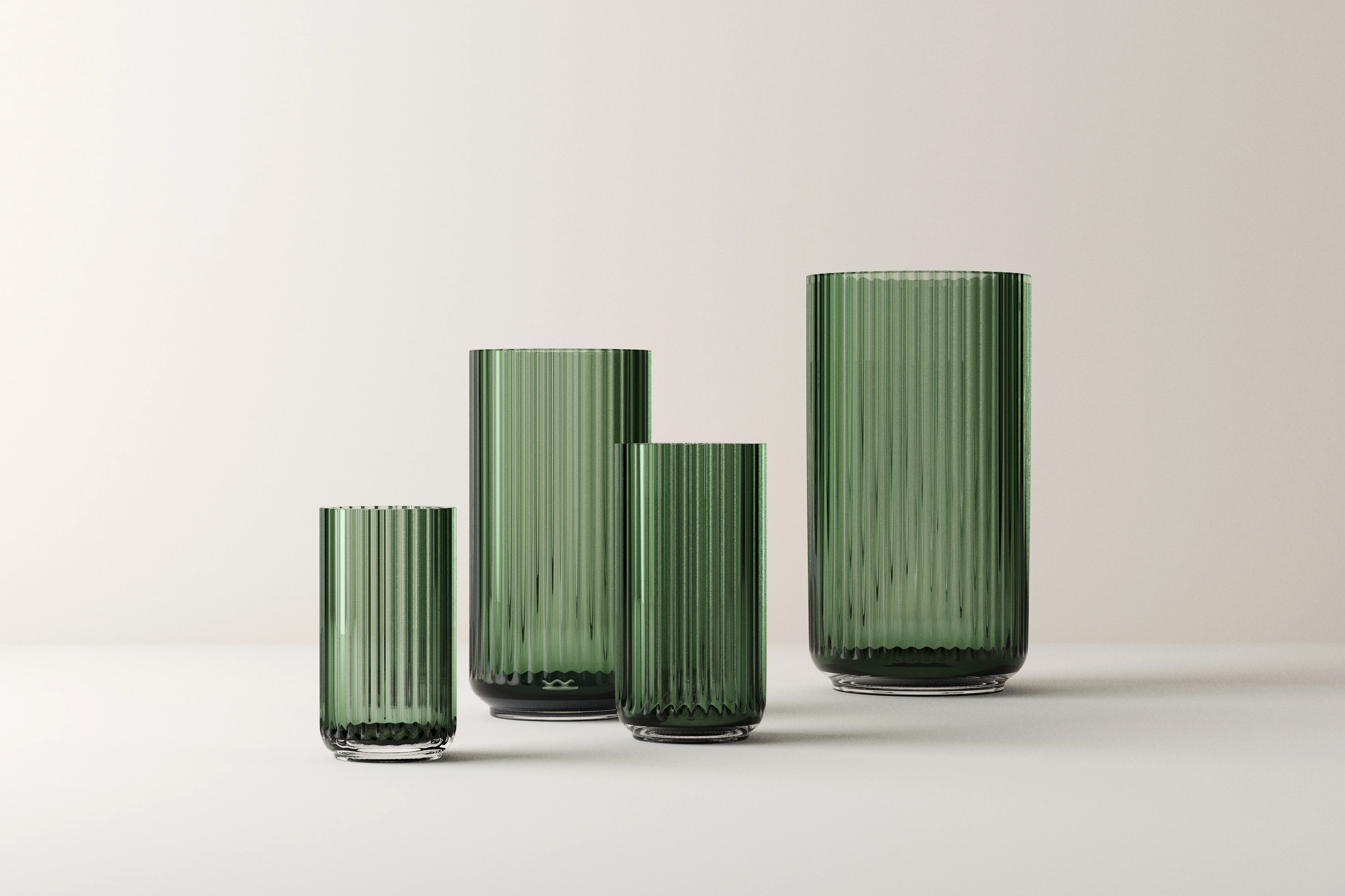 Vas H20.5 cm från Lyngby Porcelæn i färgen Copenhagen green, tillverkad av Glas