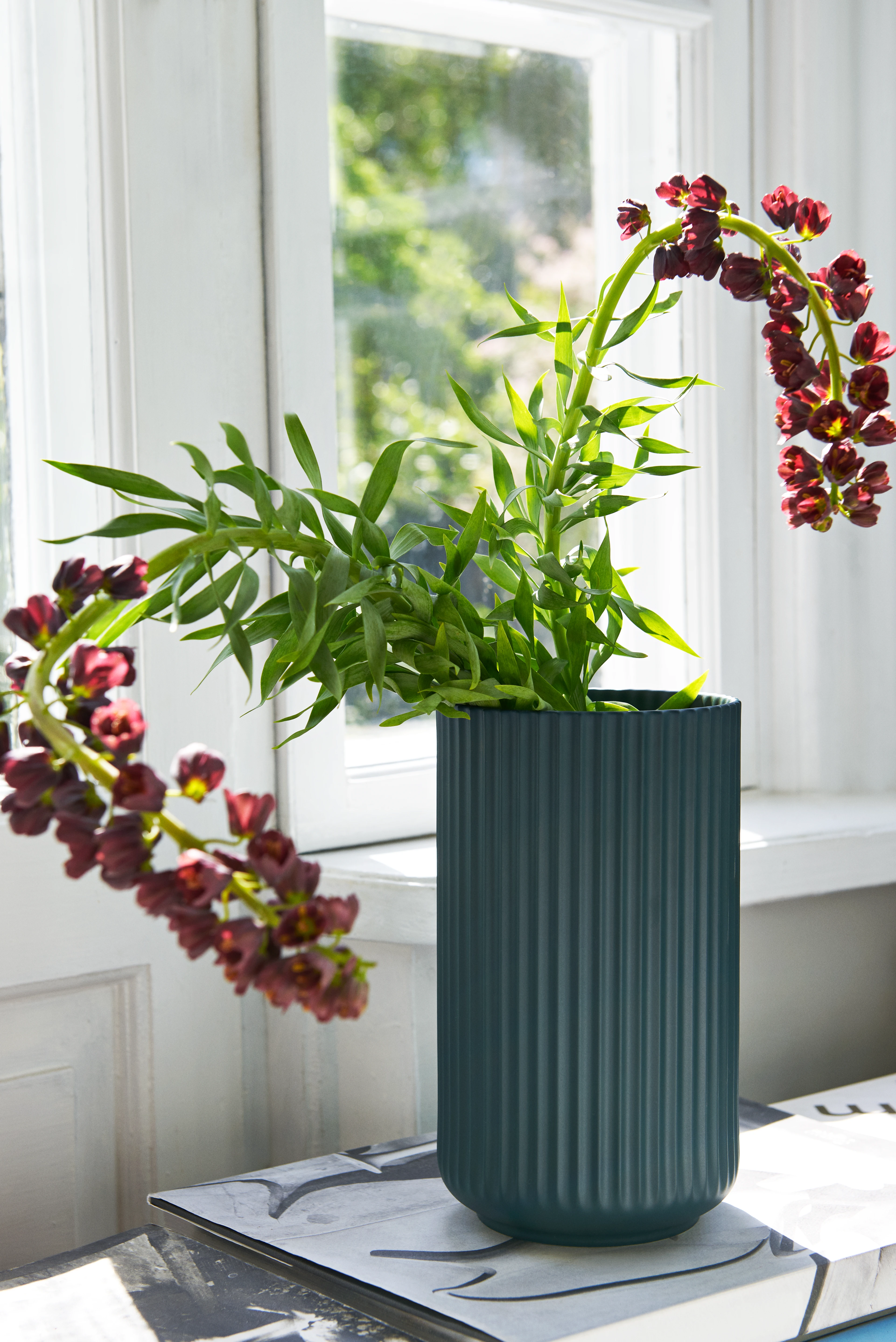 Vase H20.5 cm fra Lyngby Porcelæn i farven Copenhagen green, lavet af Keramik