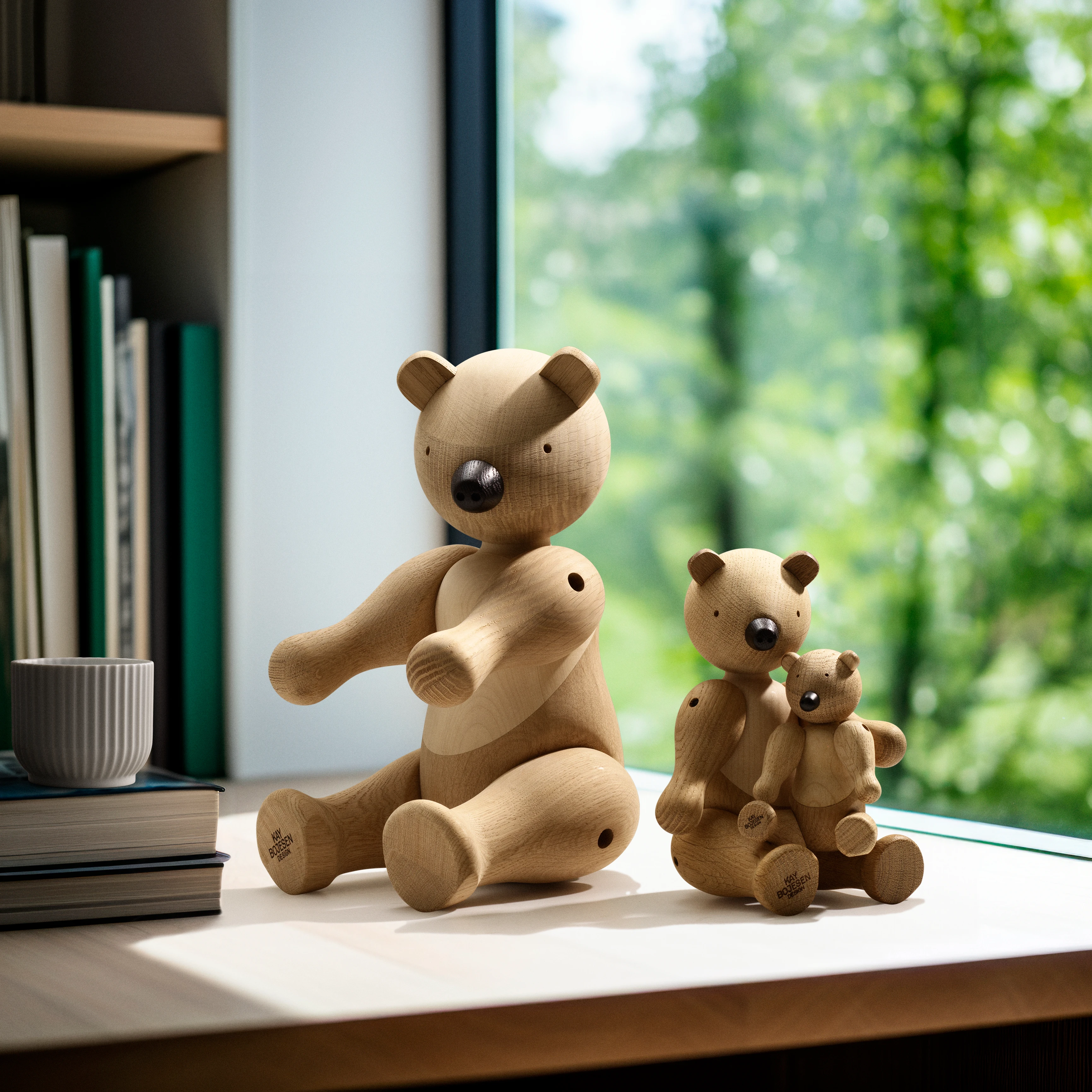 Bear large from Kay Bojesen in Oak/Maple color, made of Wood