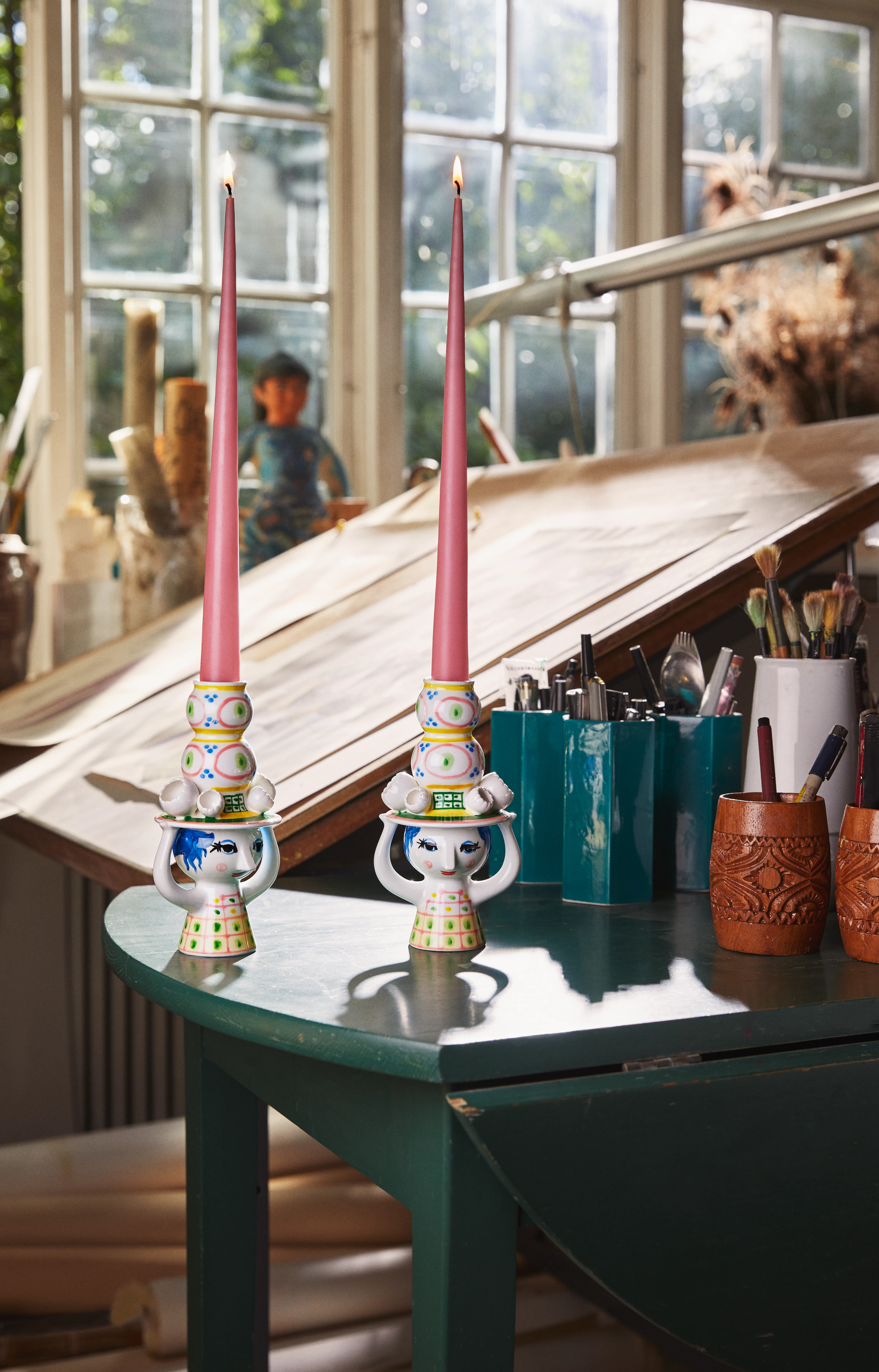 Ljusstake H16 cm från Bjørn Wiinblad i färgen Rosa, tillverkad av Keramik