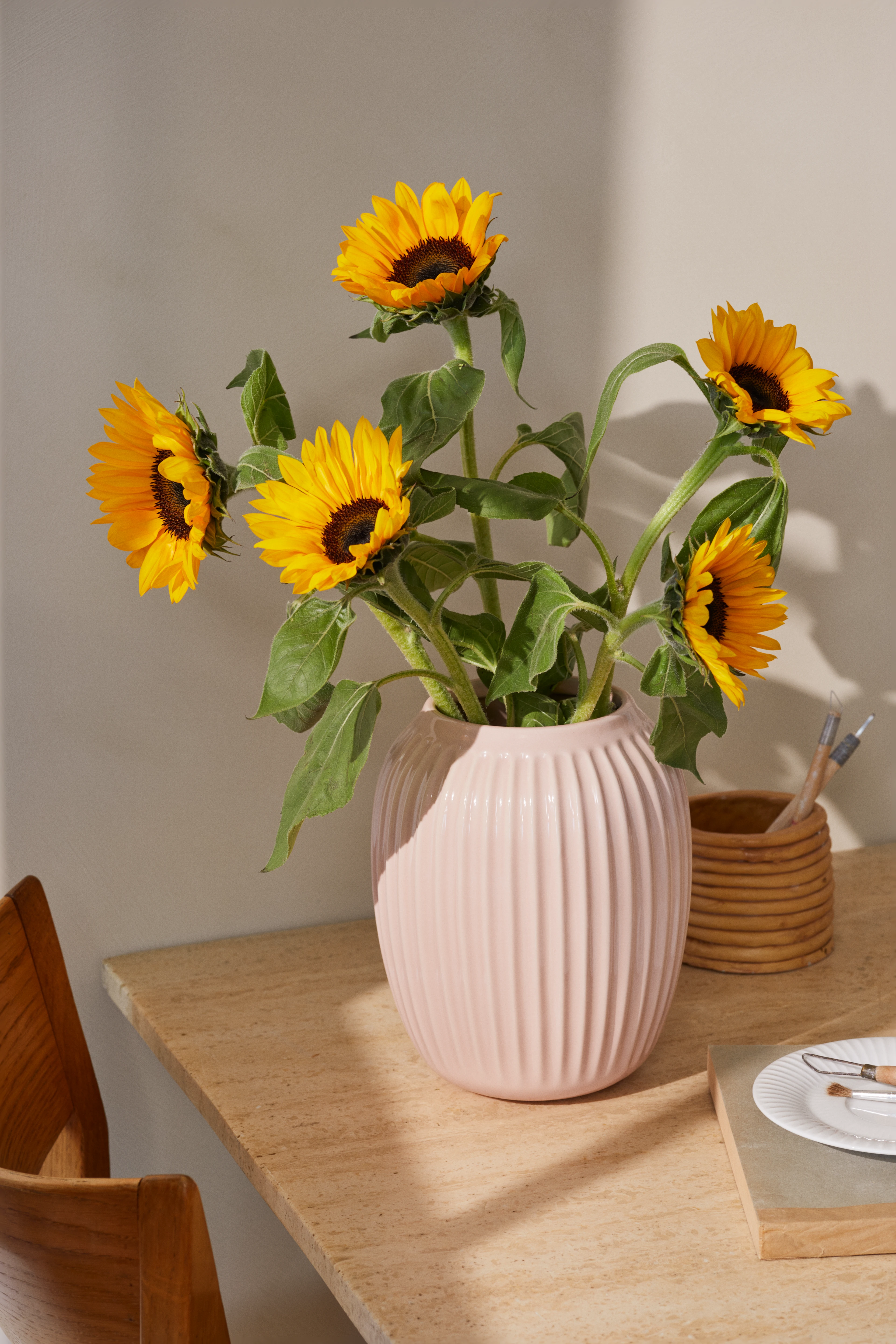 Vase H21 cm fra Kähler i farven Rosa, lavet af Keramik