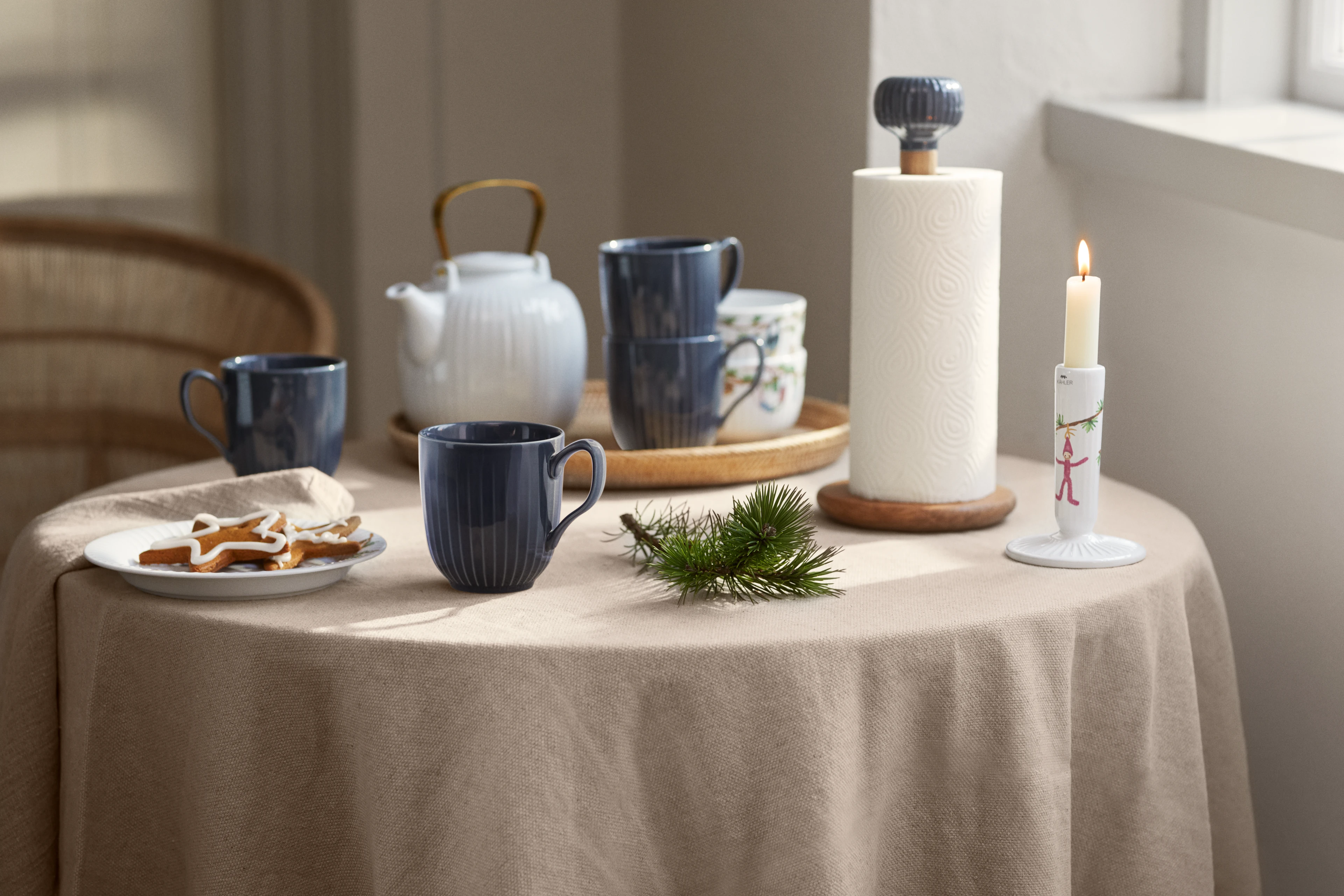 Mug 33 cl from Kähler  in Anthracite grey color, made of Ceramics