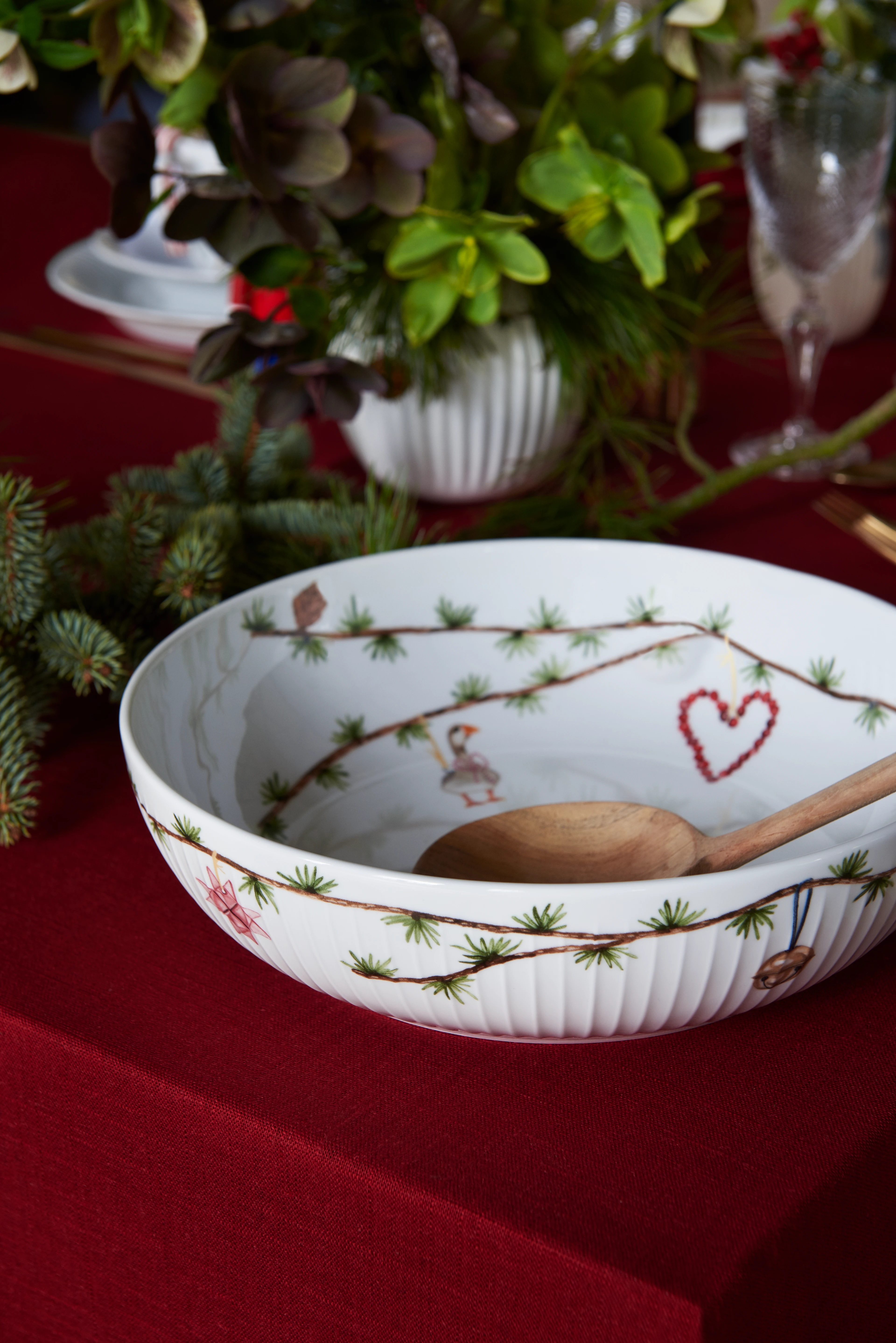 Bowl Ø30 cm from Kähler  in White w. deco color, made of Ceramics