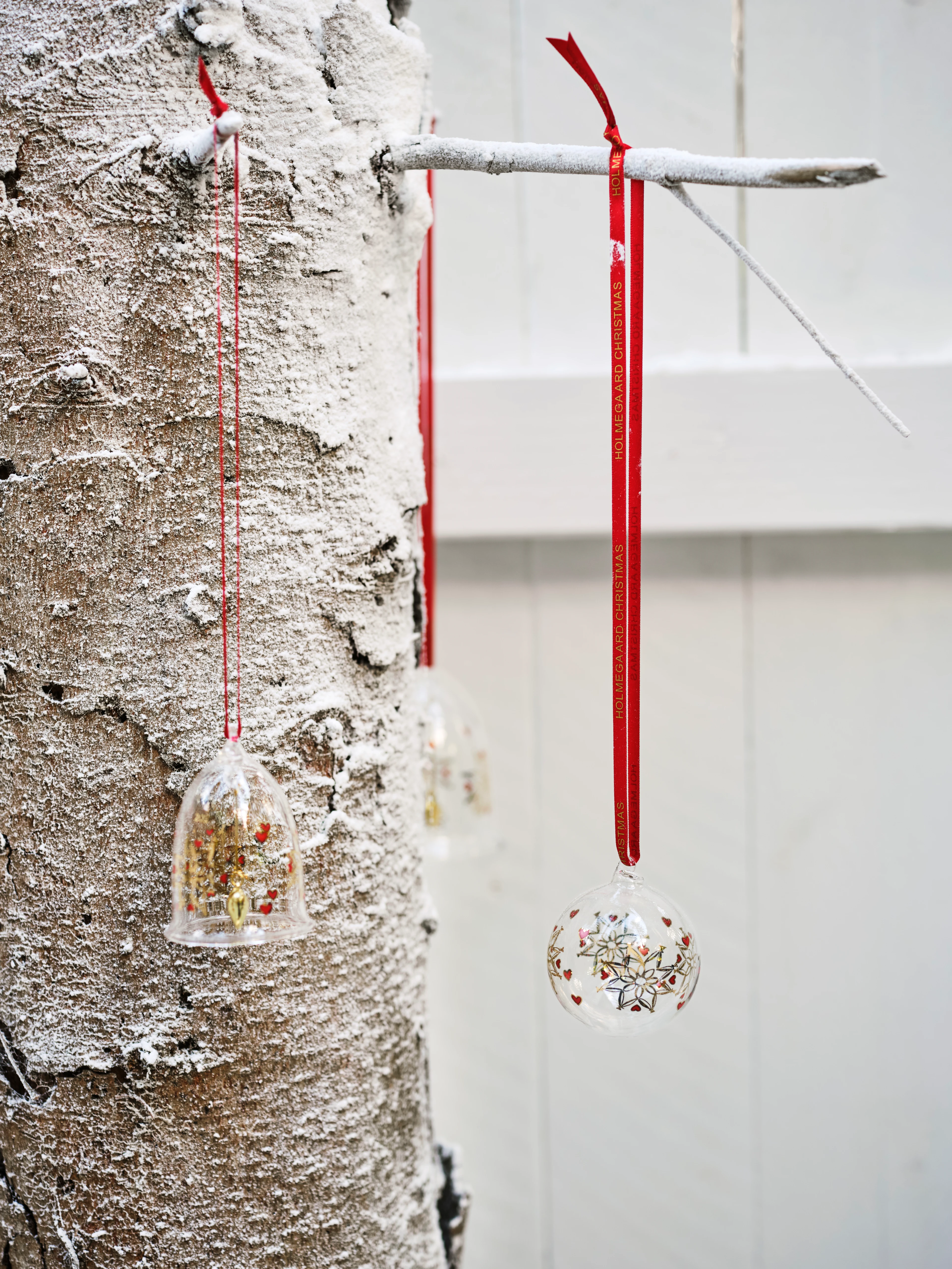 Årets Julklocka 2021 stor från Holmegaard i färgen Klar, tillverkad av Glas