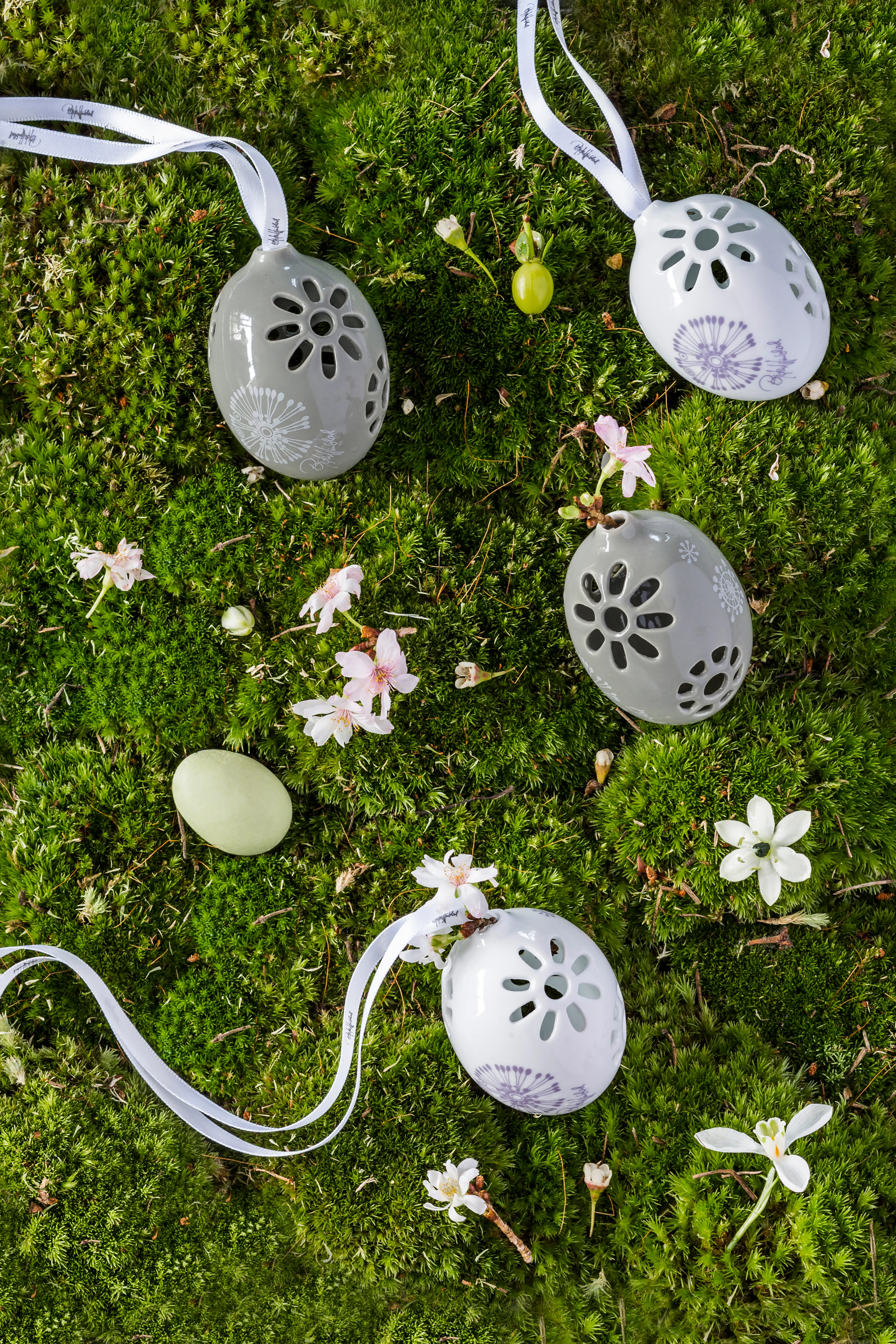 Hanger H6.6 cm 2 pcs. from Rosendahl in White color, made of Ceramics