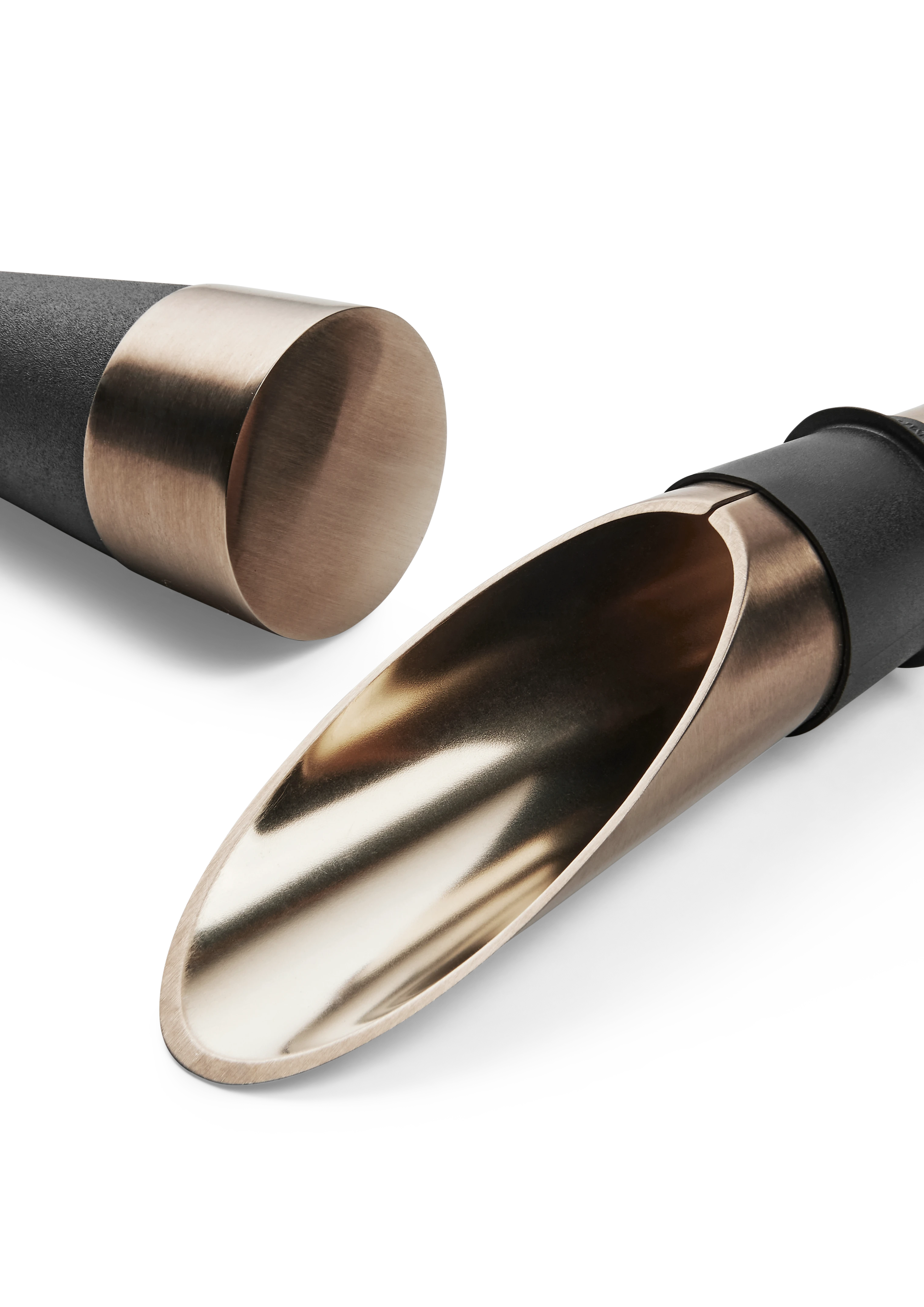 Wine stopper and Pourer 2 pcs. from Rosendahl in Black/Patinated steel color, made of Metal