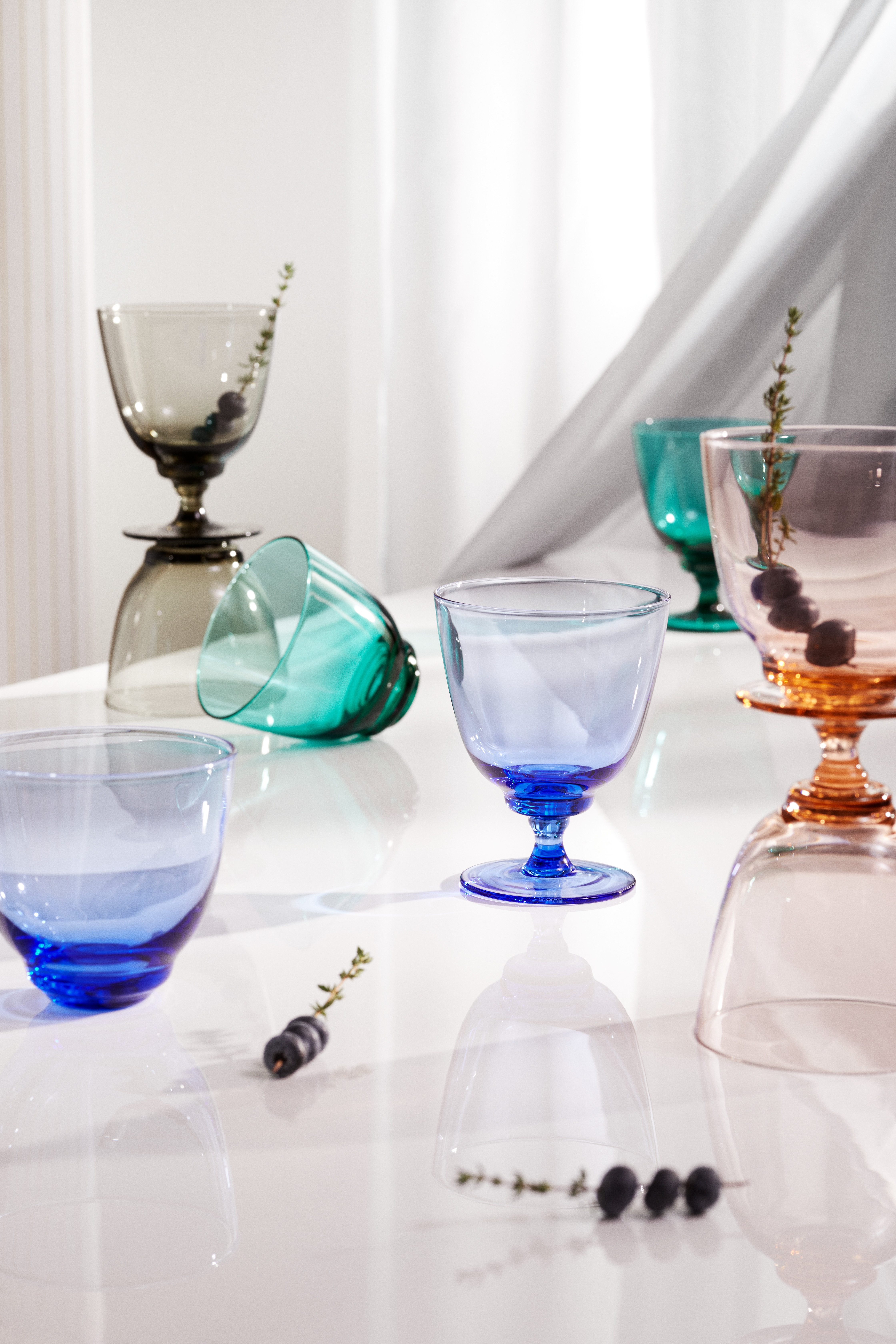 Holmegaard Glass on foot 35 cl in Champagne