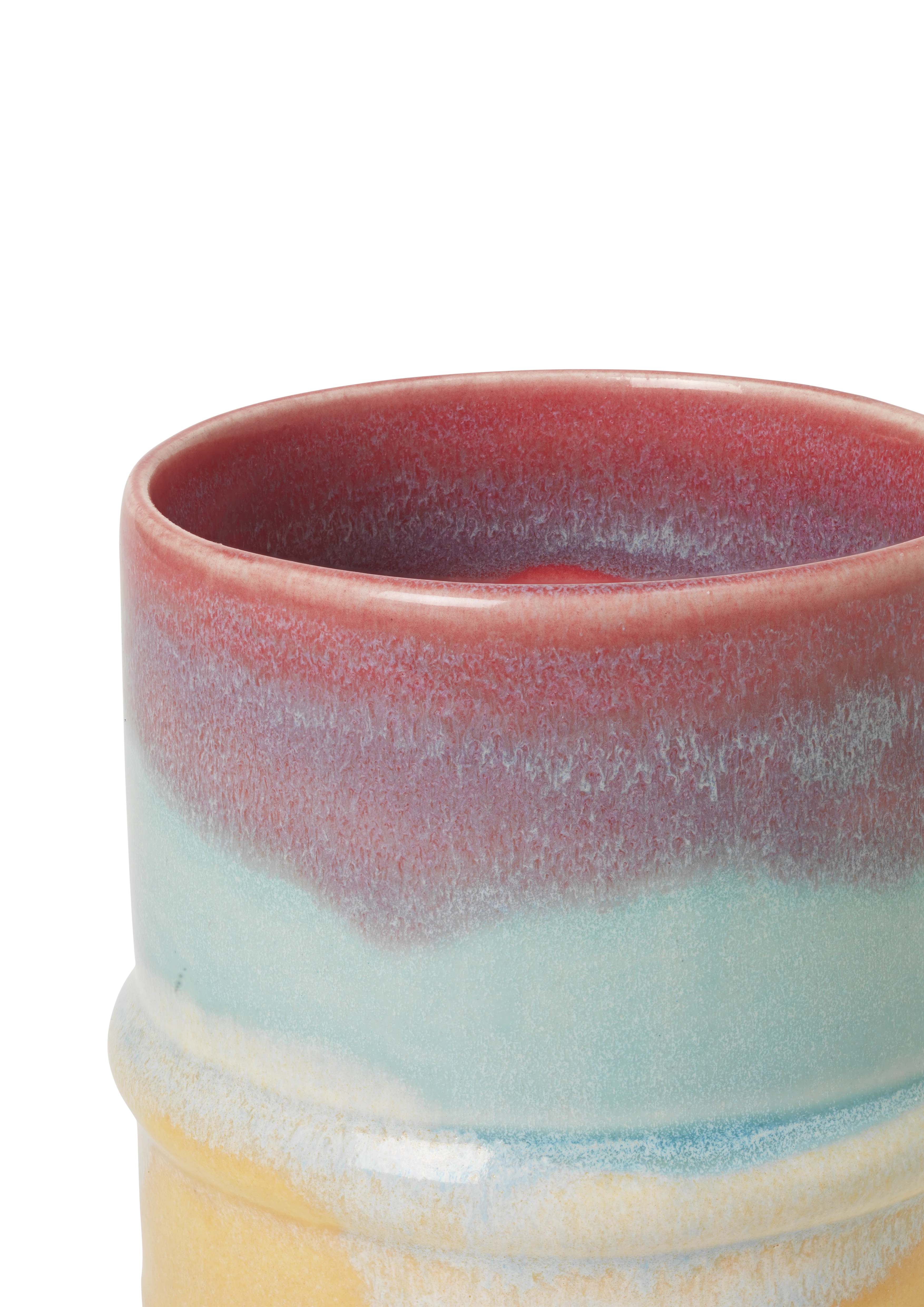 Mugg 36 cl från Kähler i färgen Pink/Mint/Gul, tillverkad av Keramik