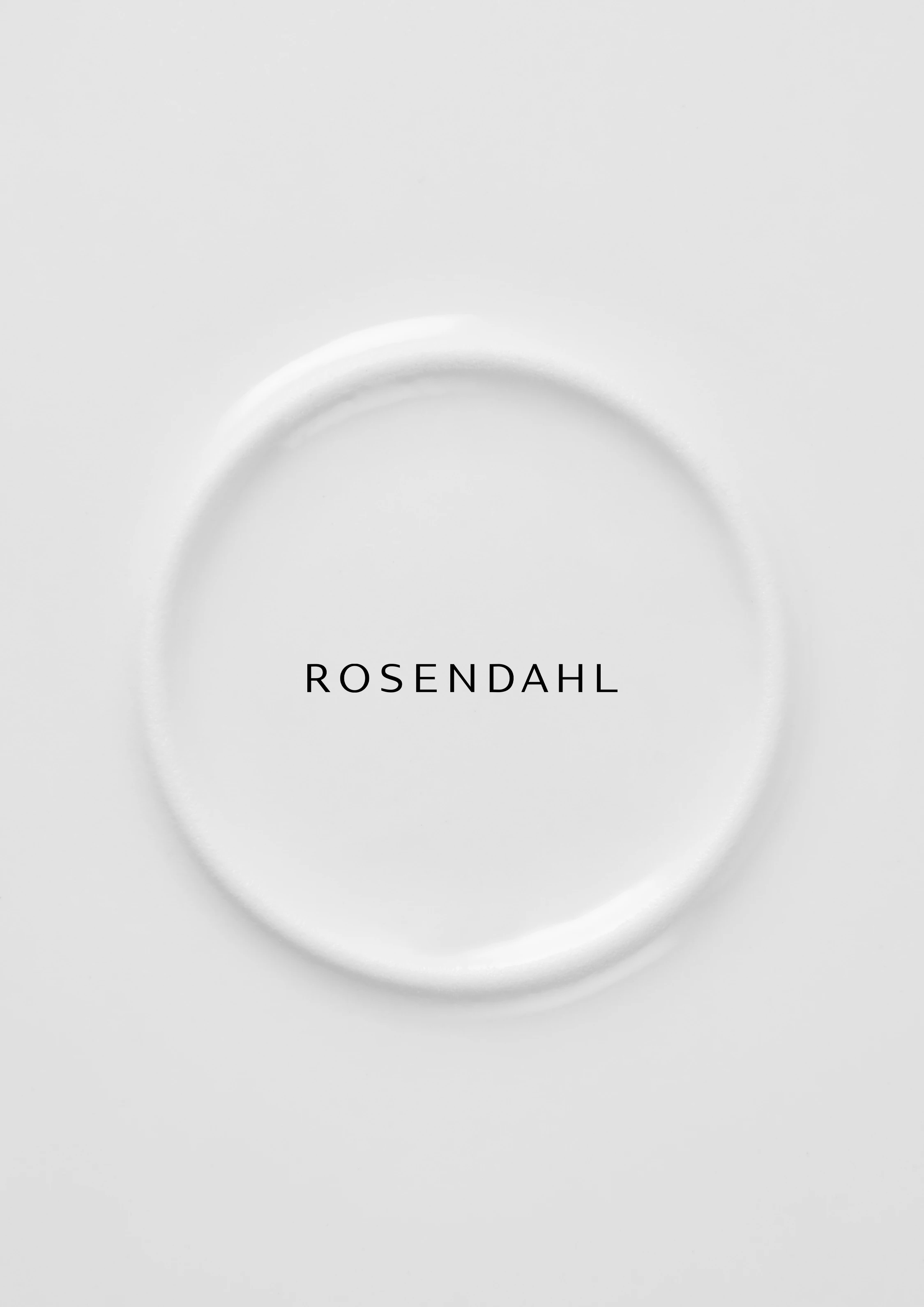 Tallerken Ø19.5 cm fra Rosendahl i farven Hvid m. deko, lavet af Keramik