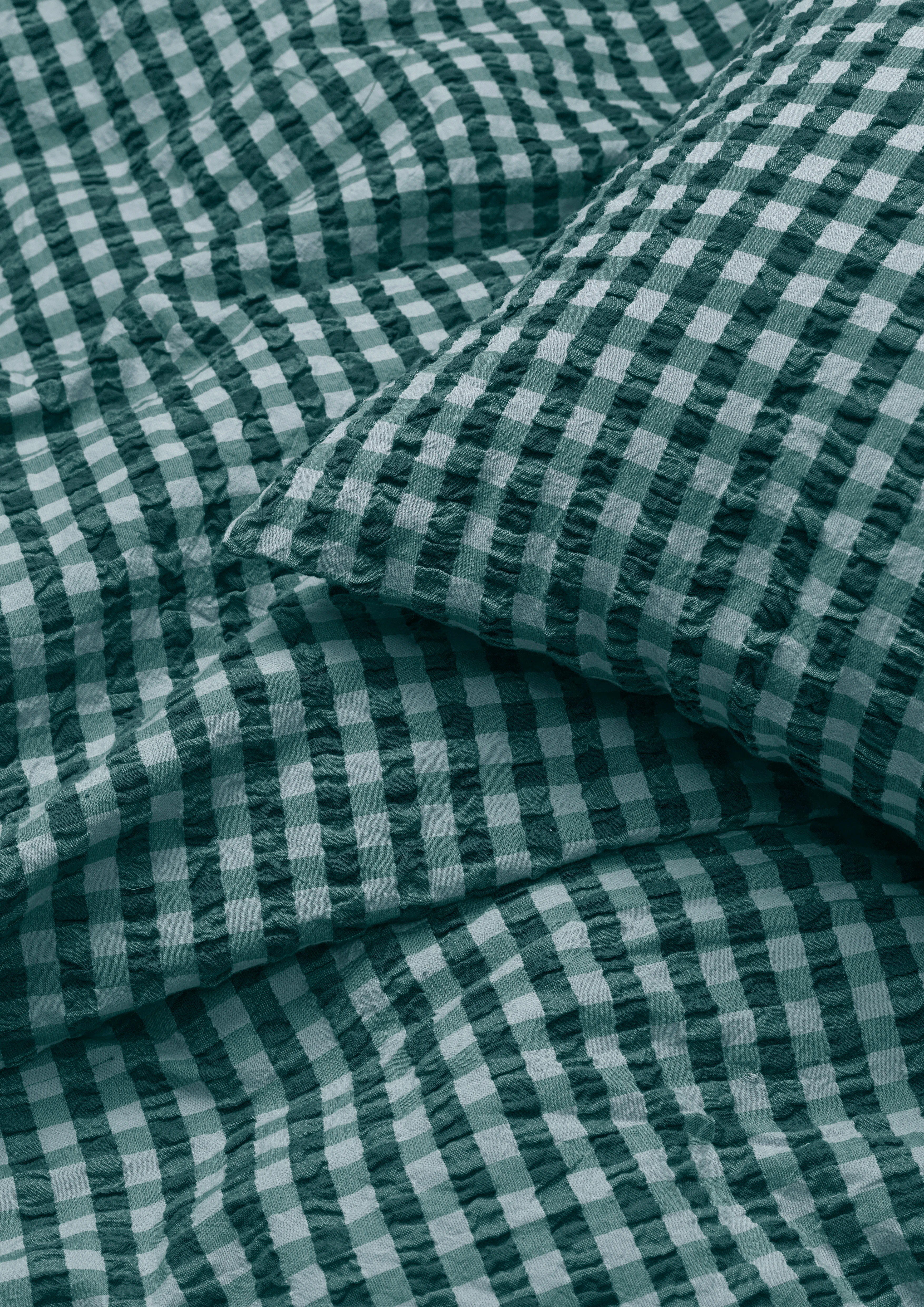 Bettwäsche 200x220 cm von JUNA in der Farbe Grün/Hellblau, hergestellt aus Baumwolle