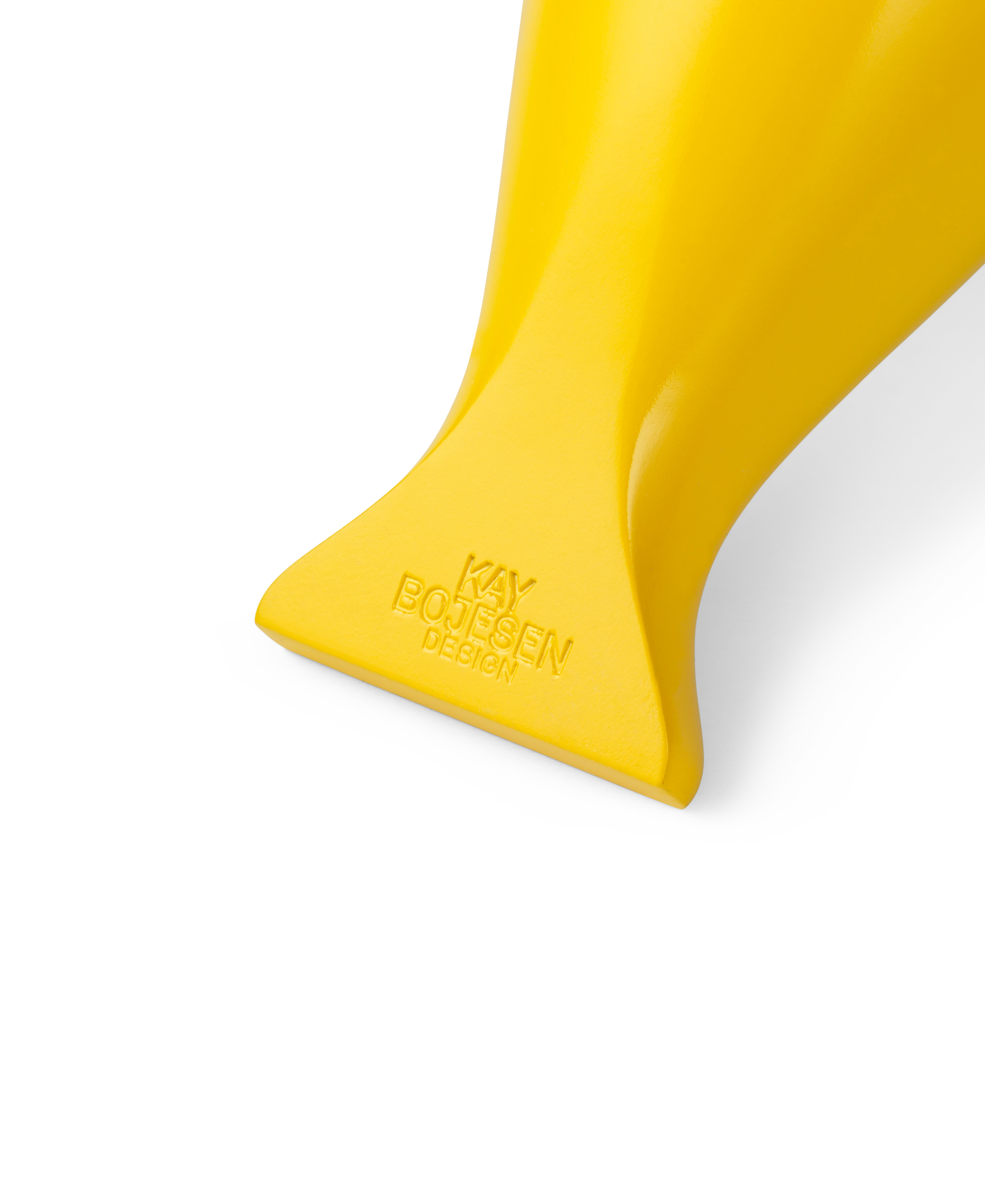 Vito Lovebirds H9 cm 1 set from Kay Bojesen in Yellow/Lilac/Turquoise color, made of Wood