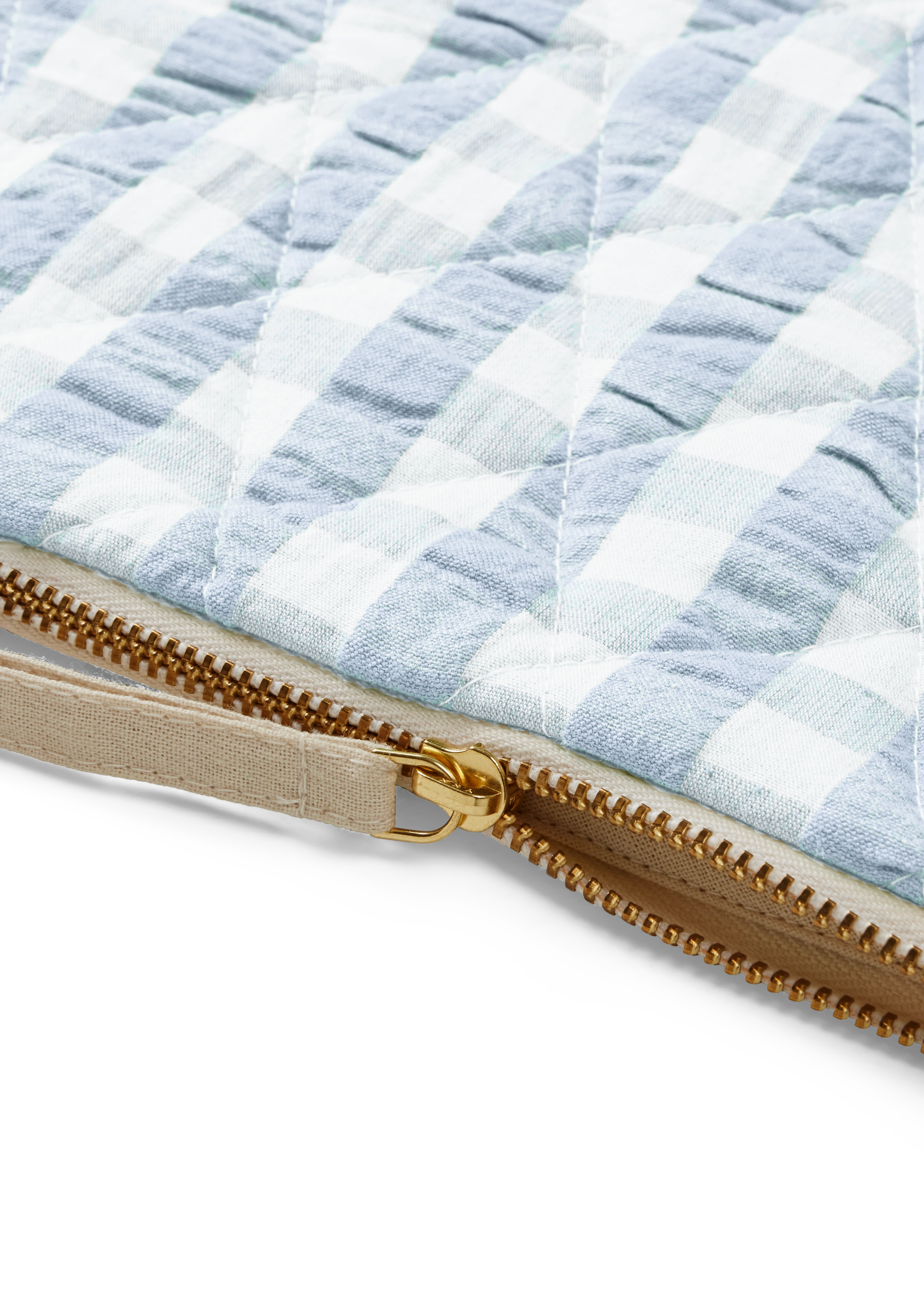 Pondus Computer sleeve 38x28 cm from JUNA in Light blue/White color, made of Cotton