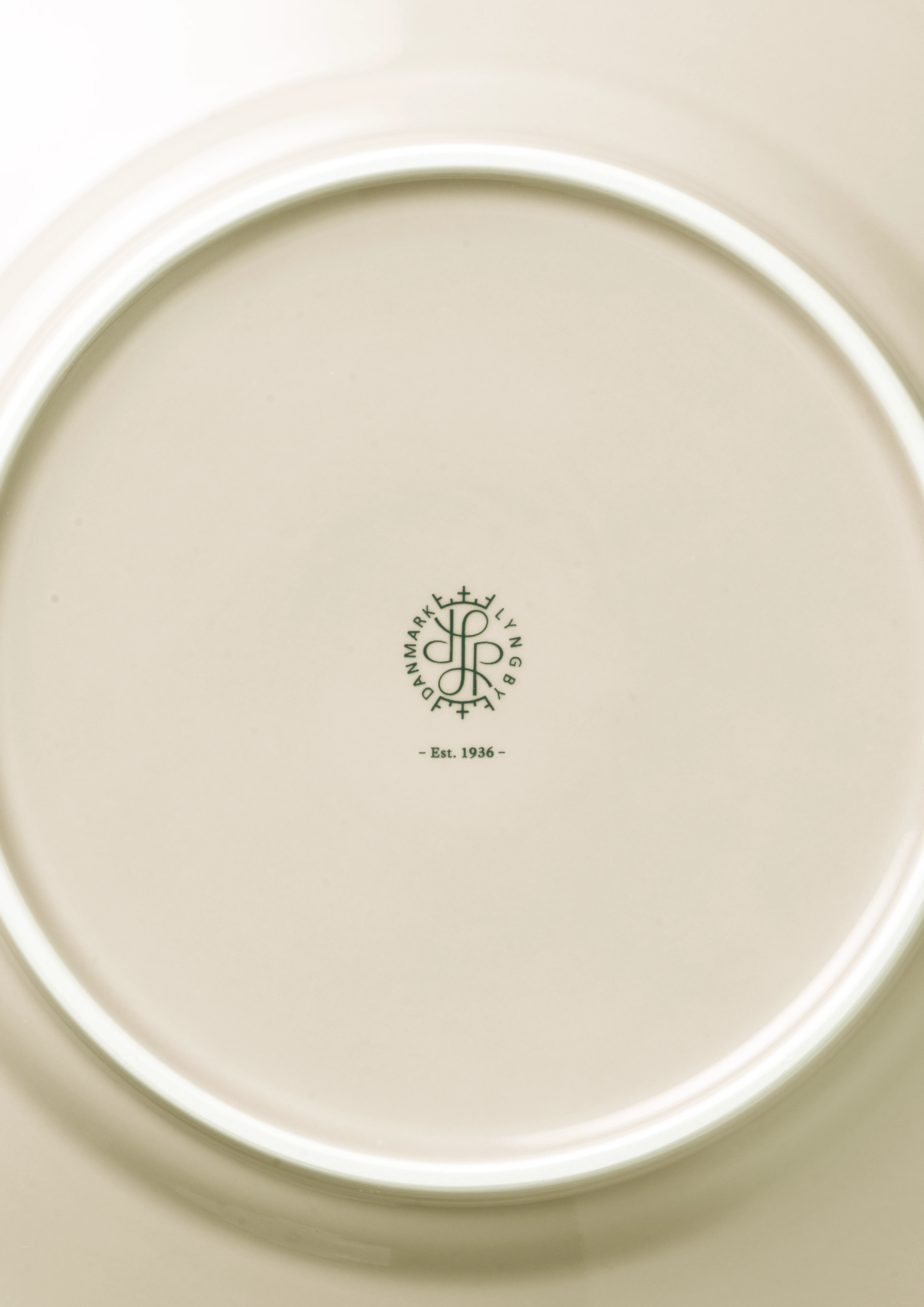 Dinner plate Ø27 cm from Lyngby Porcelæn in Marble color, made of Ceramics