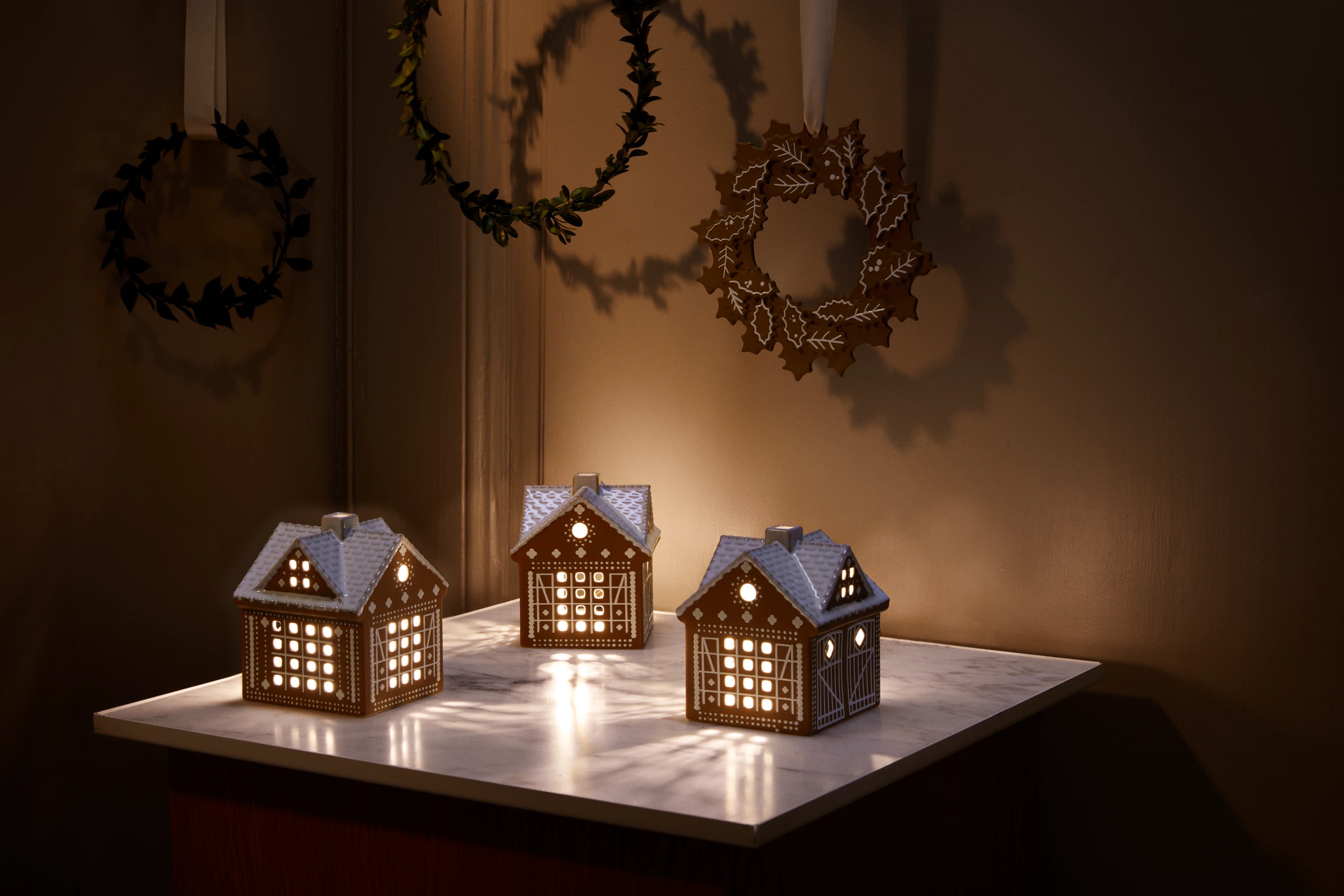 Lighthouse Christmas Stable H11.5 from Kähler  in Brown color, made of Ceramics
