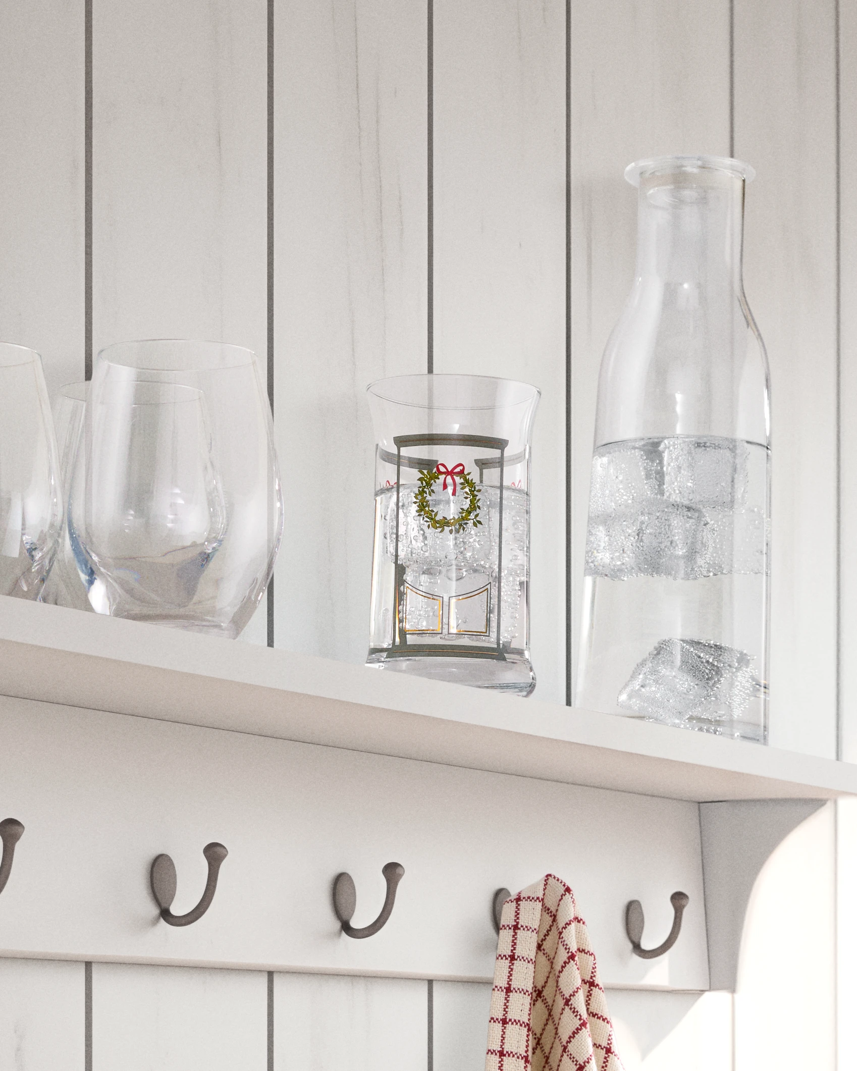 Julevannglass 2024 28 cl fra Holmegaard i fargen Multi, laget av Glass