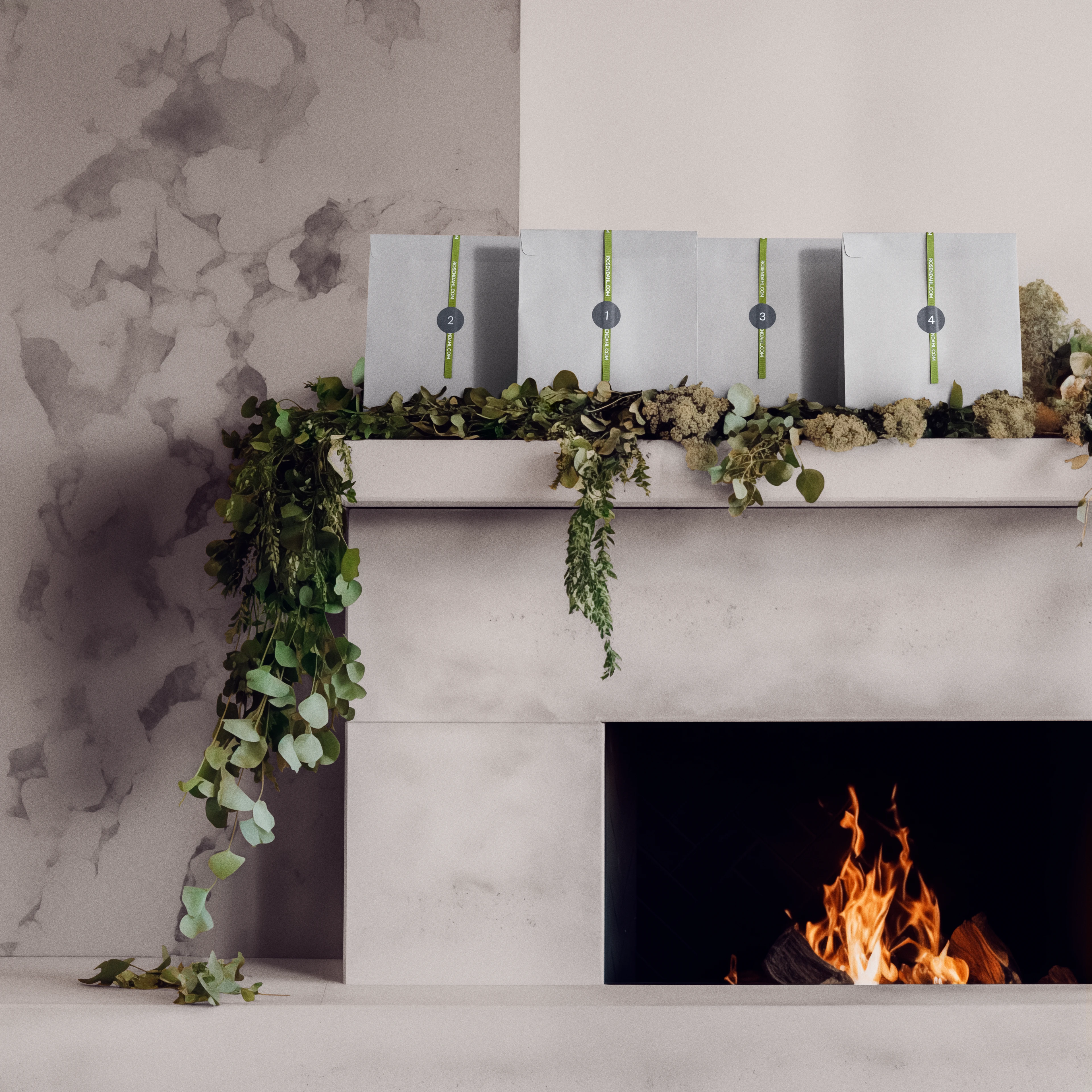 Adventskalender 2024 von Kay Bojesen in der Farbe , hergestellt aus Diverse