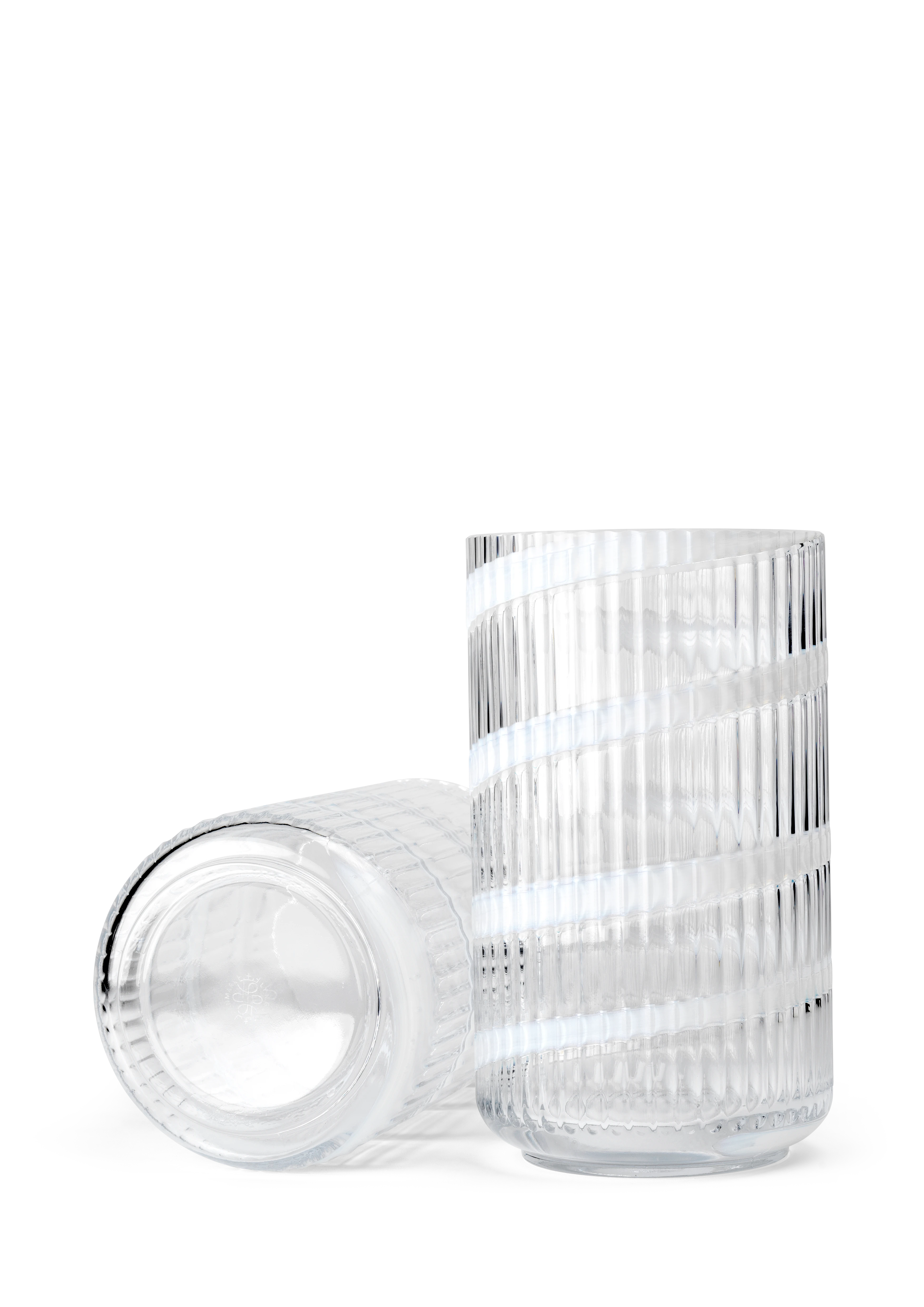 Vas H25 cm från Lyngby Porcelæn i färgen Swirl white, tillverkad av Glas