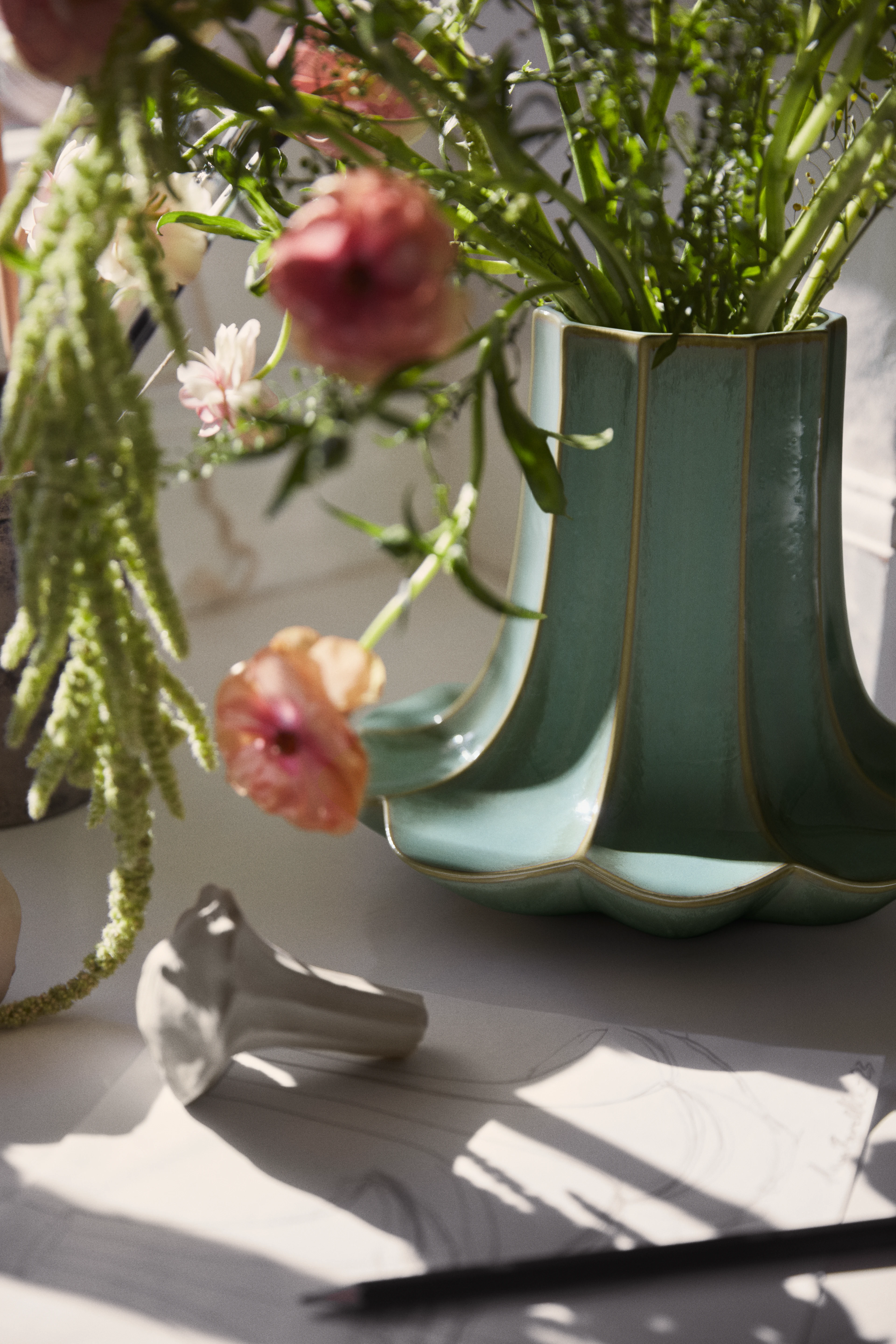 Vase H20.5 cm fra Kähler i farven Grøn, lavet af Keramik