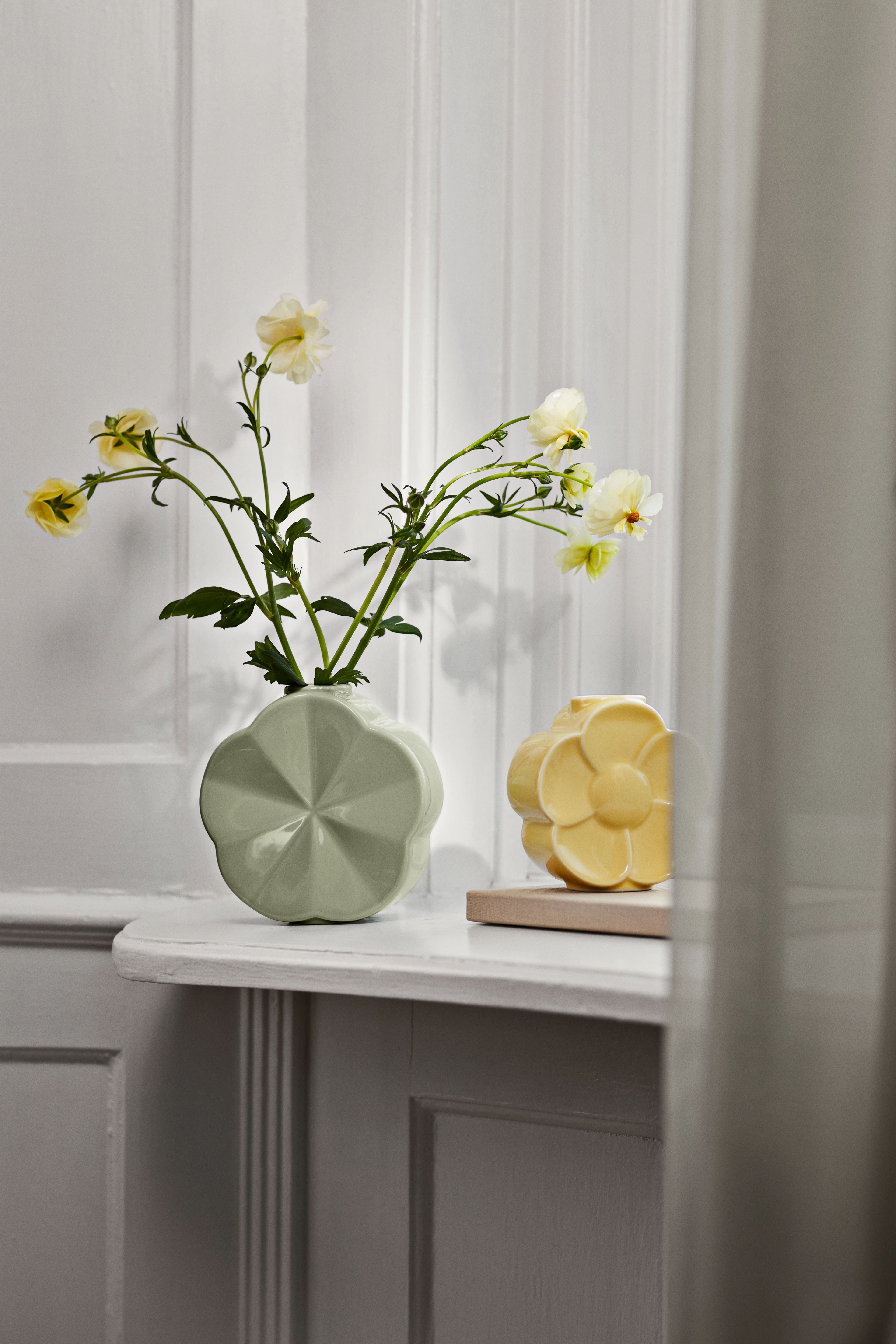 Morning glory Vase H14 cm from Lyngby Porcelæn in Green color, made of Ceramics